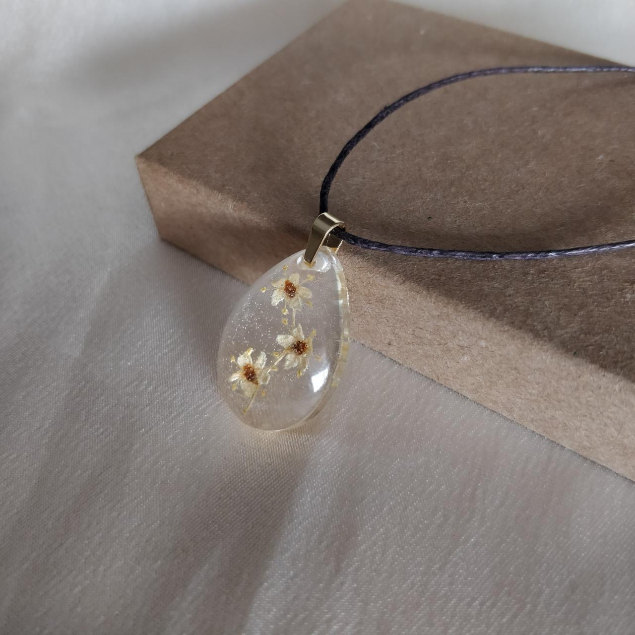 💛 elderflower teardrop pendant cord necklace... - Depop