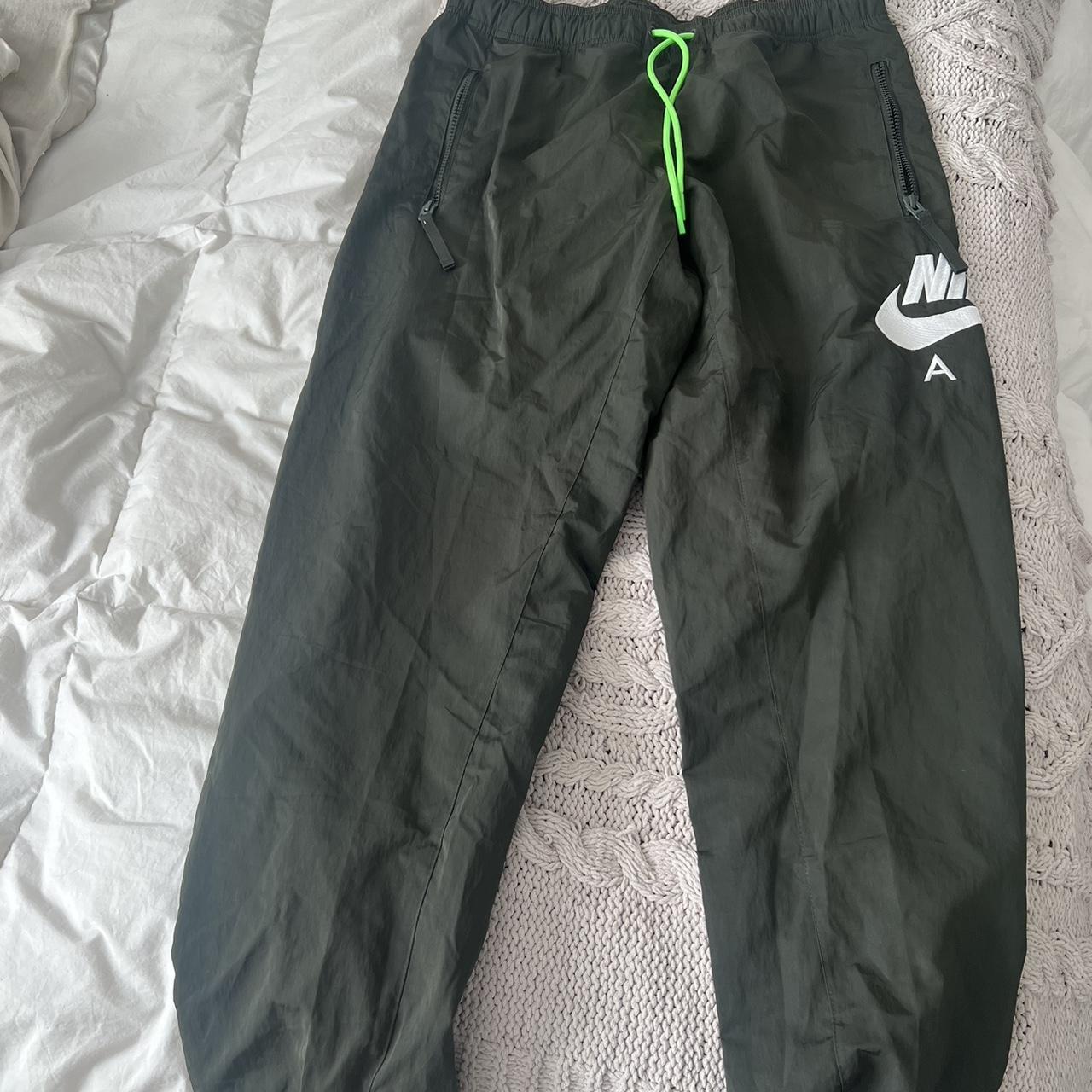 Windbreaker joggers outlet nike