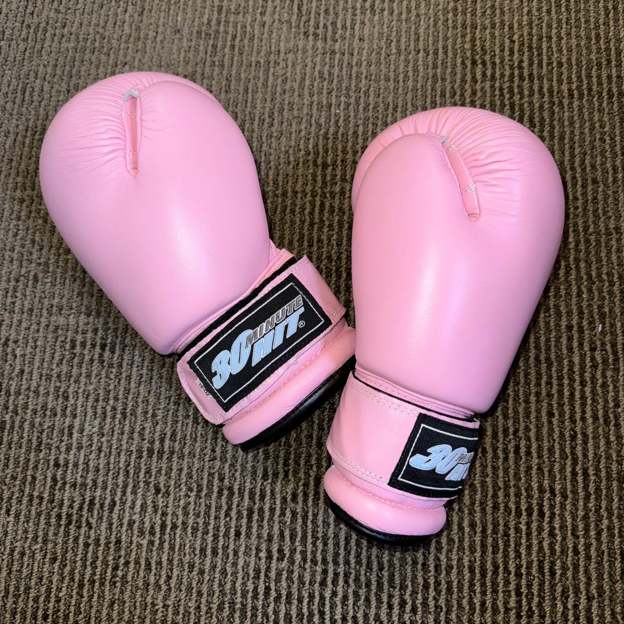 30 deals minute hit boxing gloves price