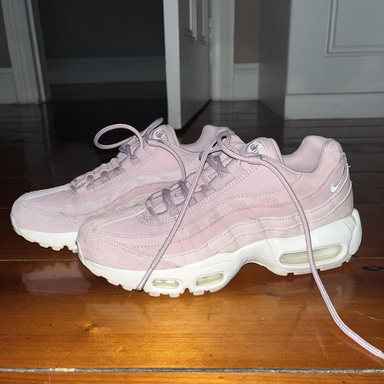 mens pink 95s