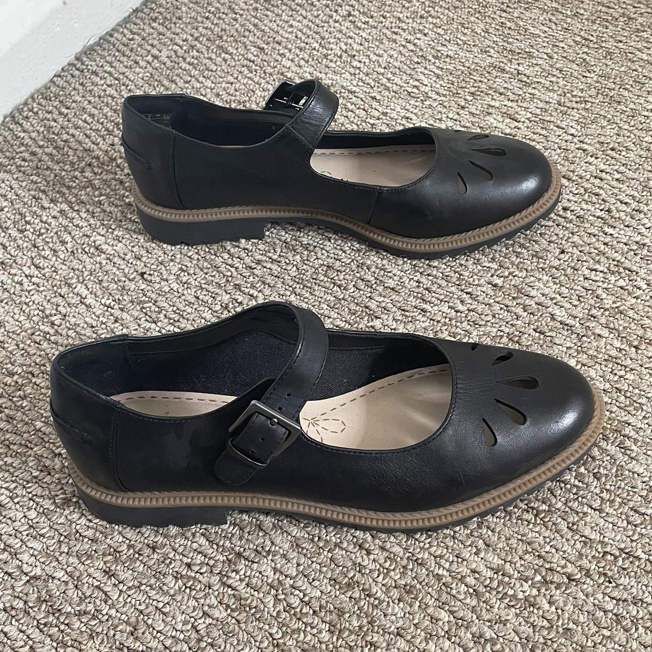 clarks ladies brogues sale