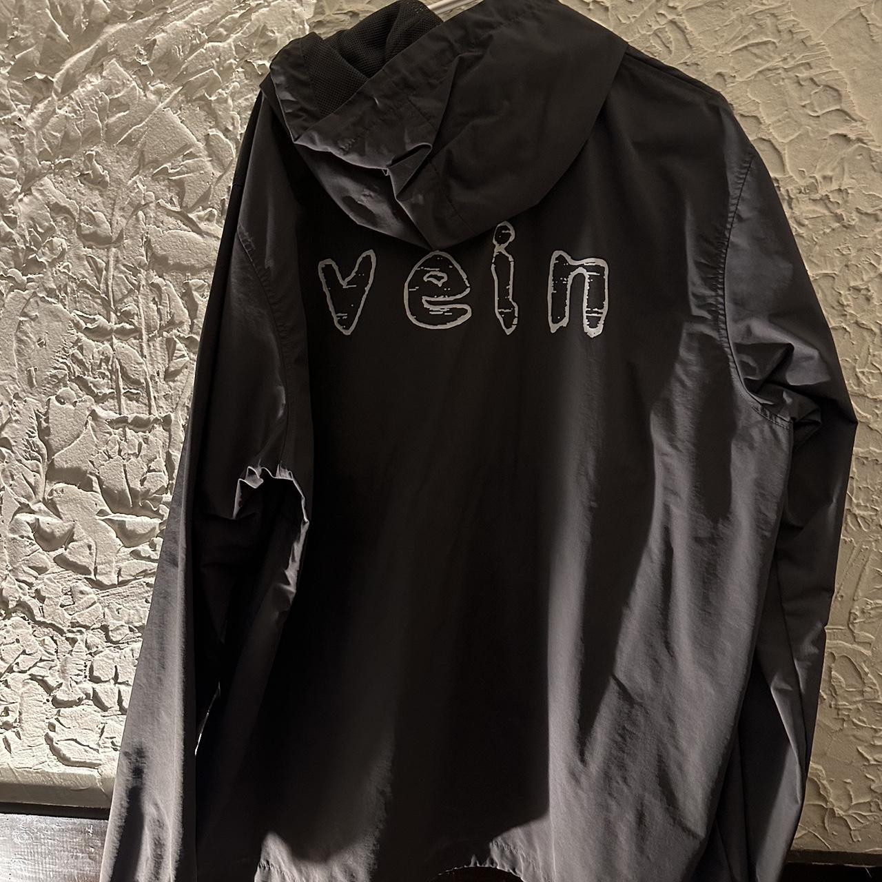 1/10 grey vein windbreaker Extra large. Looking for... - Depop