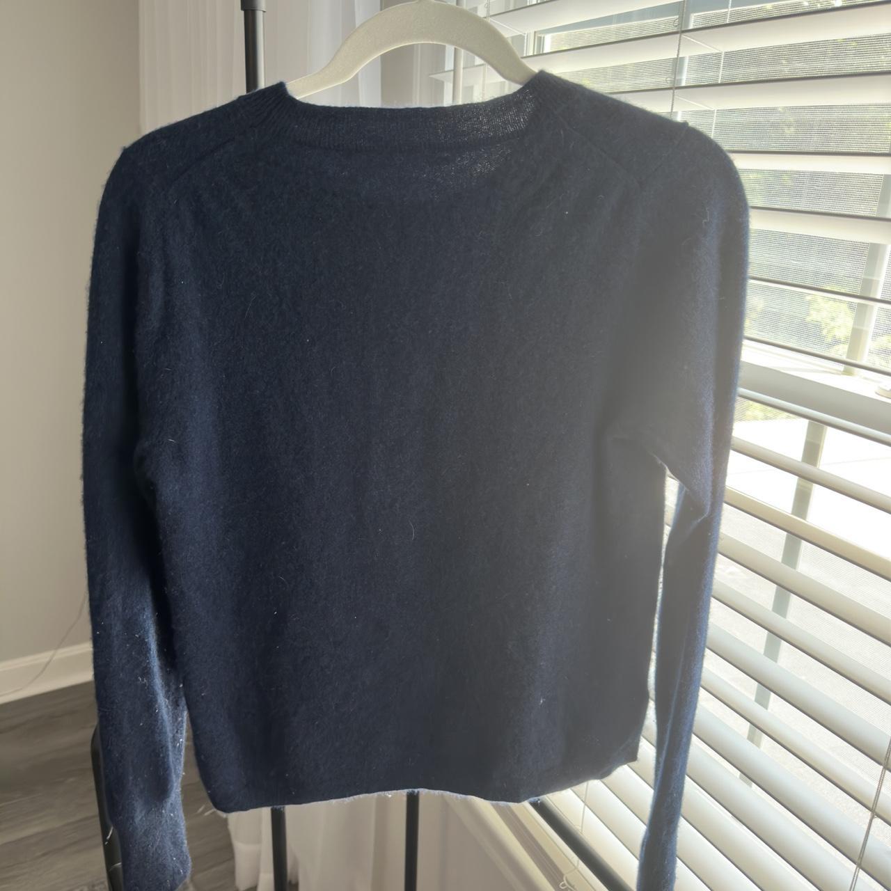 J Crew Cashmere Sweater Size (L) Fits Like Size (M) - Depop