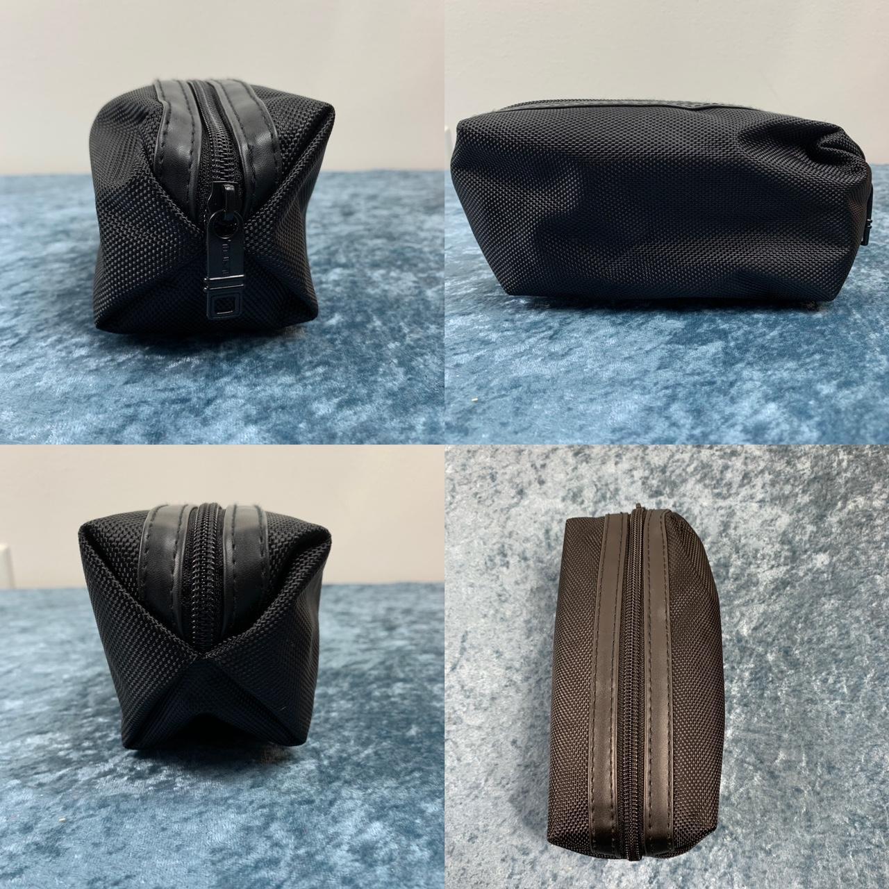 Tumi Men's Black Bag (2)