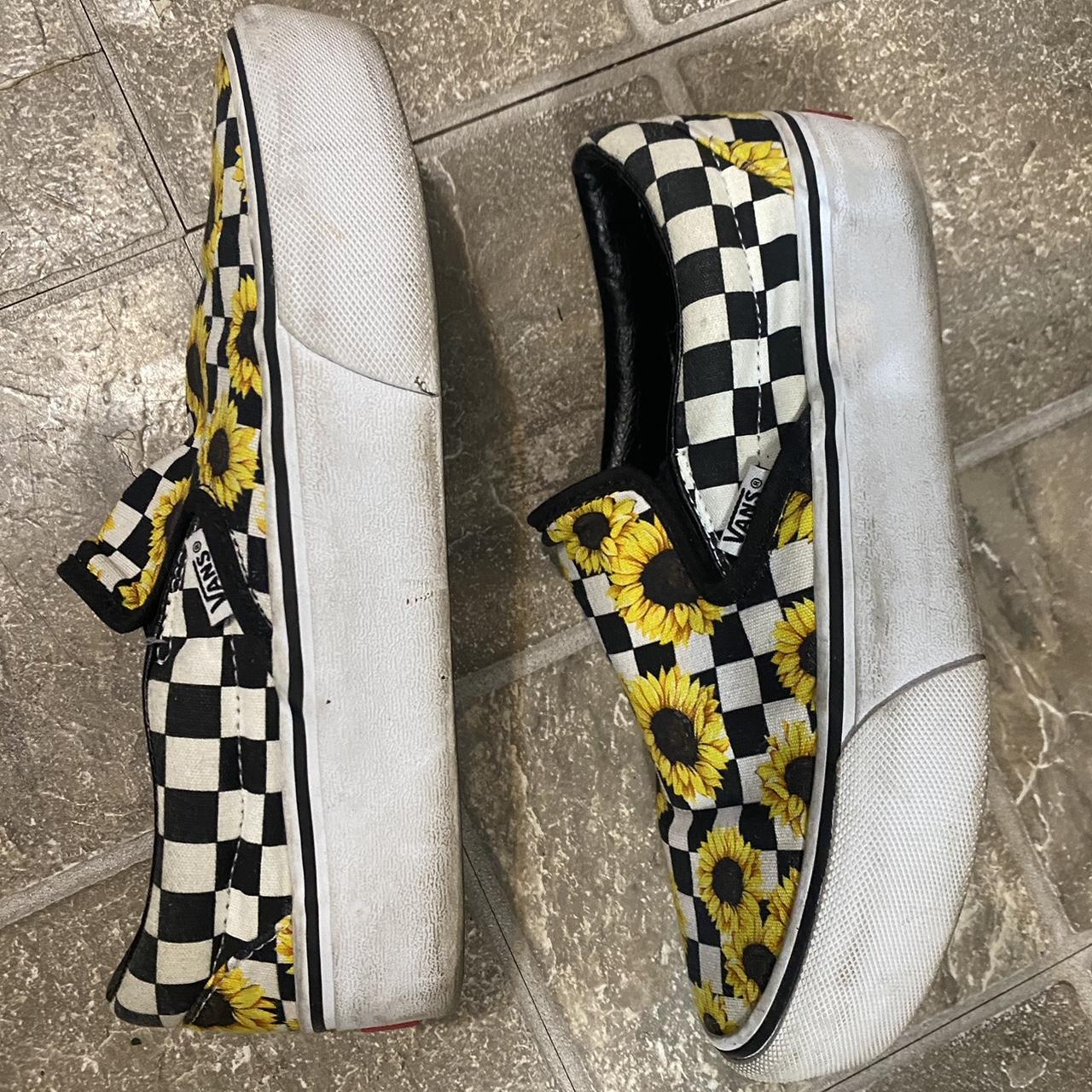 Vans store checkered sunflower