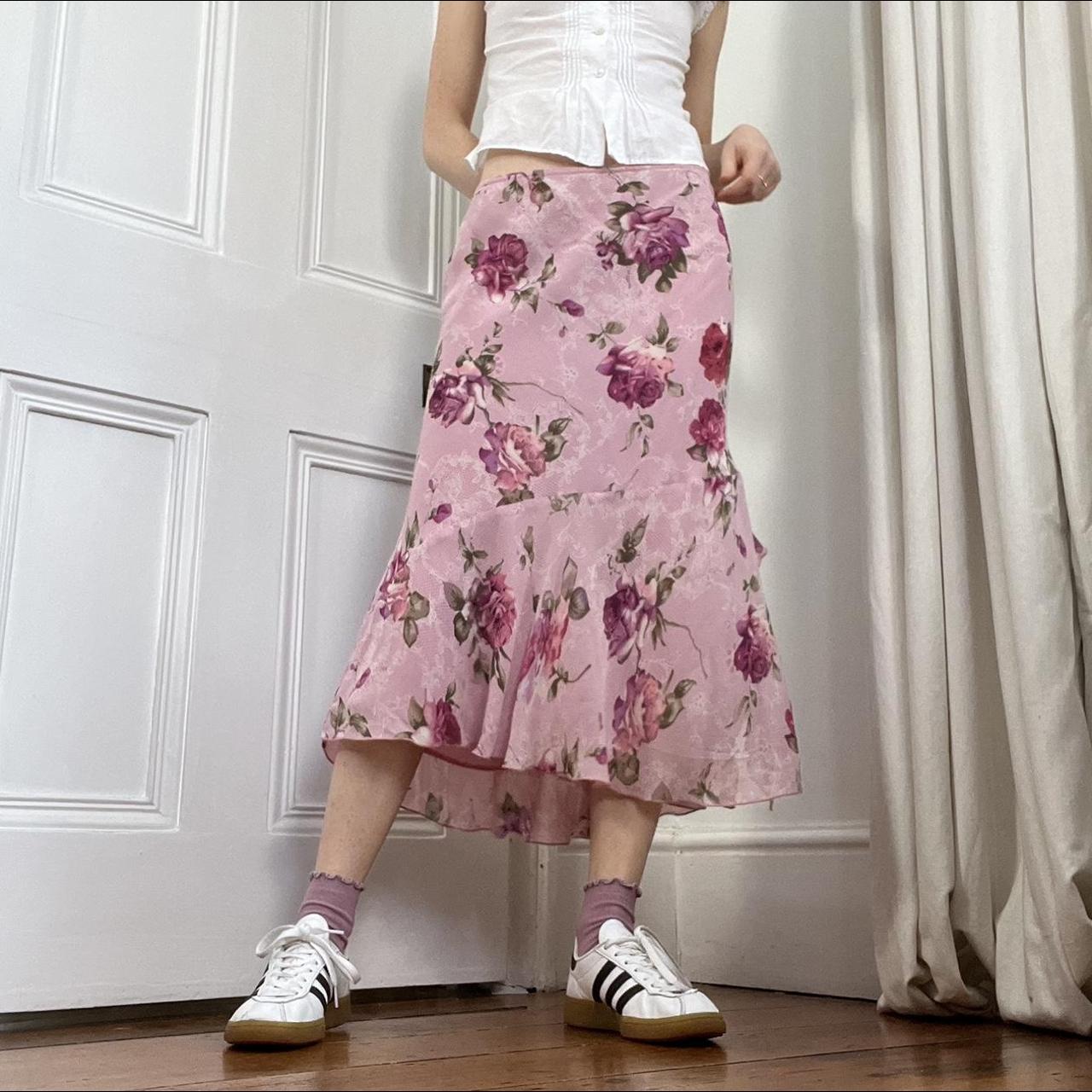 Women's Pink and White Skirt | Depop