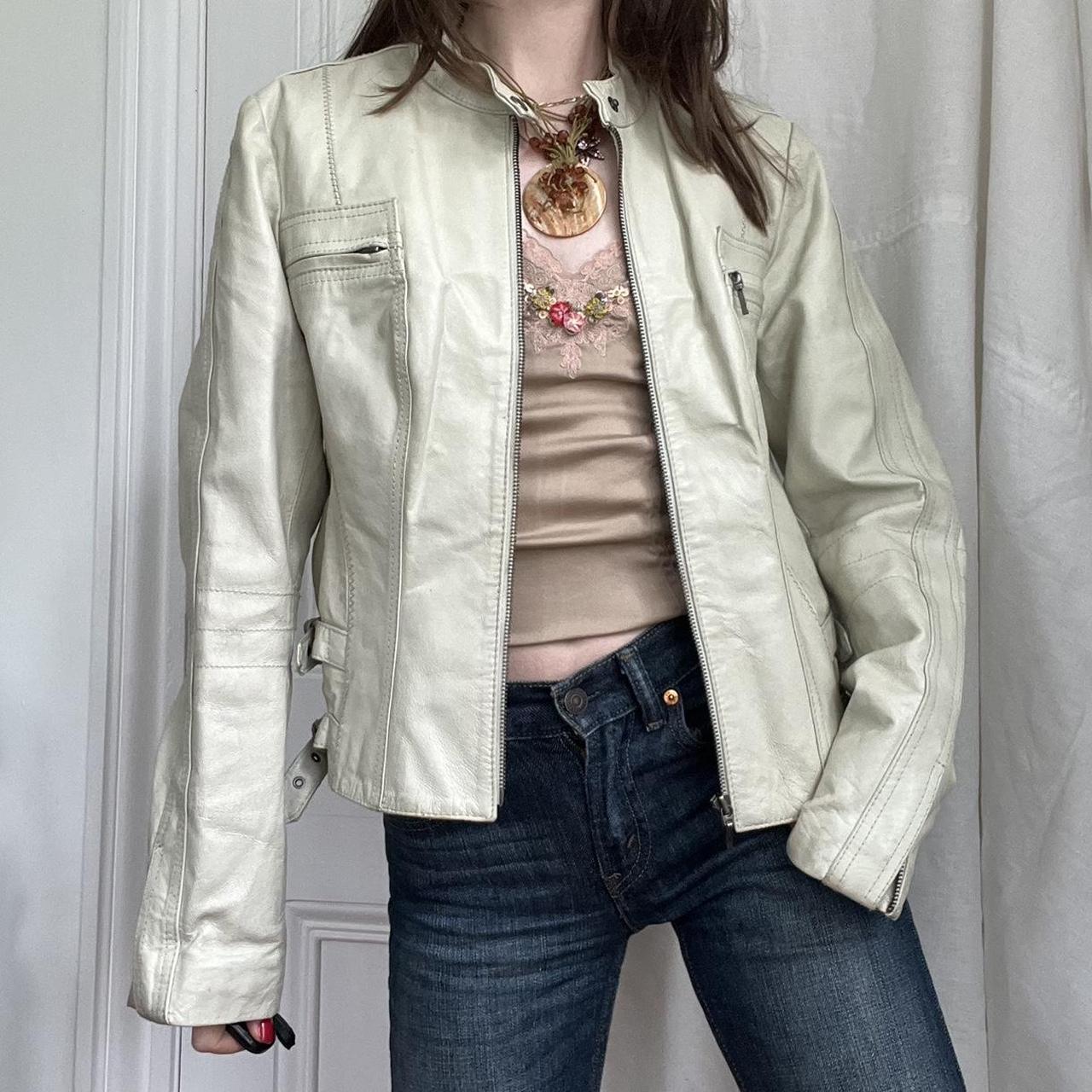 Women's Cream and Silver Jacket Depop