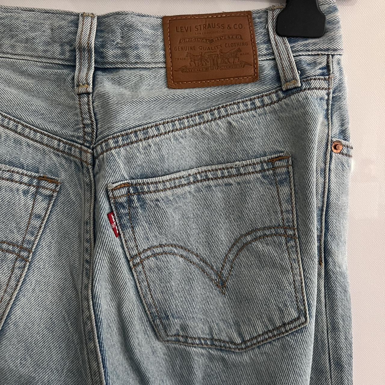 Levi’s ribcage light jeans, W24 L29. Light wash,... Depop