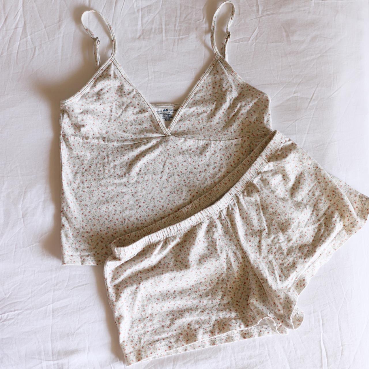 Brandy Melville Floral Pajama Set Size XS/S 🌸 Amara... Depop