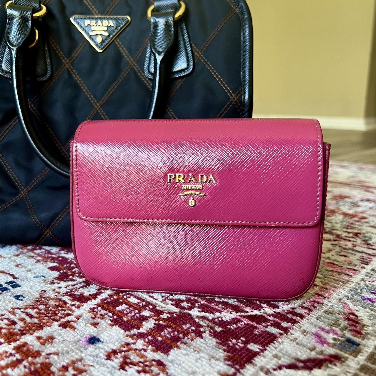 Good Prada wallet for women pink