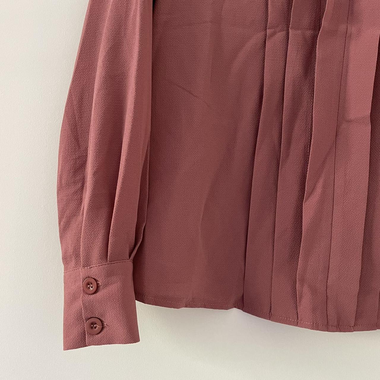Pleated pink/mauve blouse Perfect for work, worn once - Depop