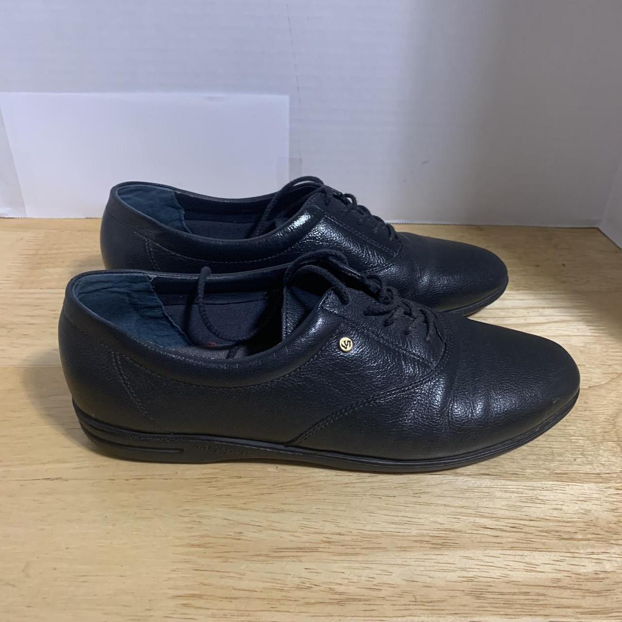 Easy spirit motion leather oxfords on sale