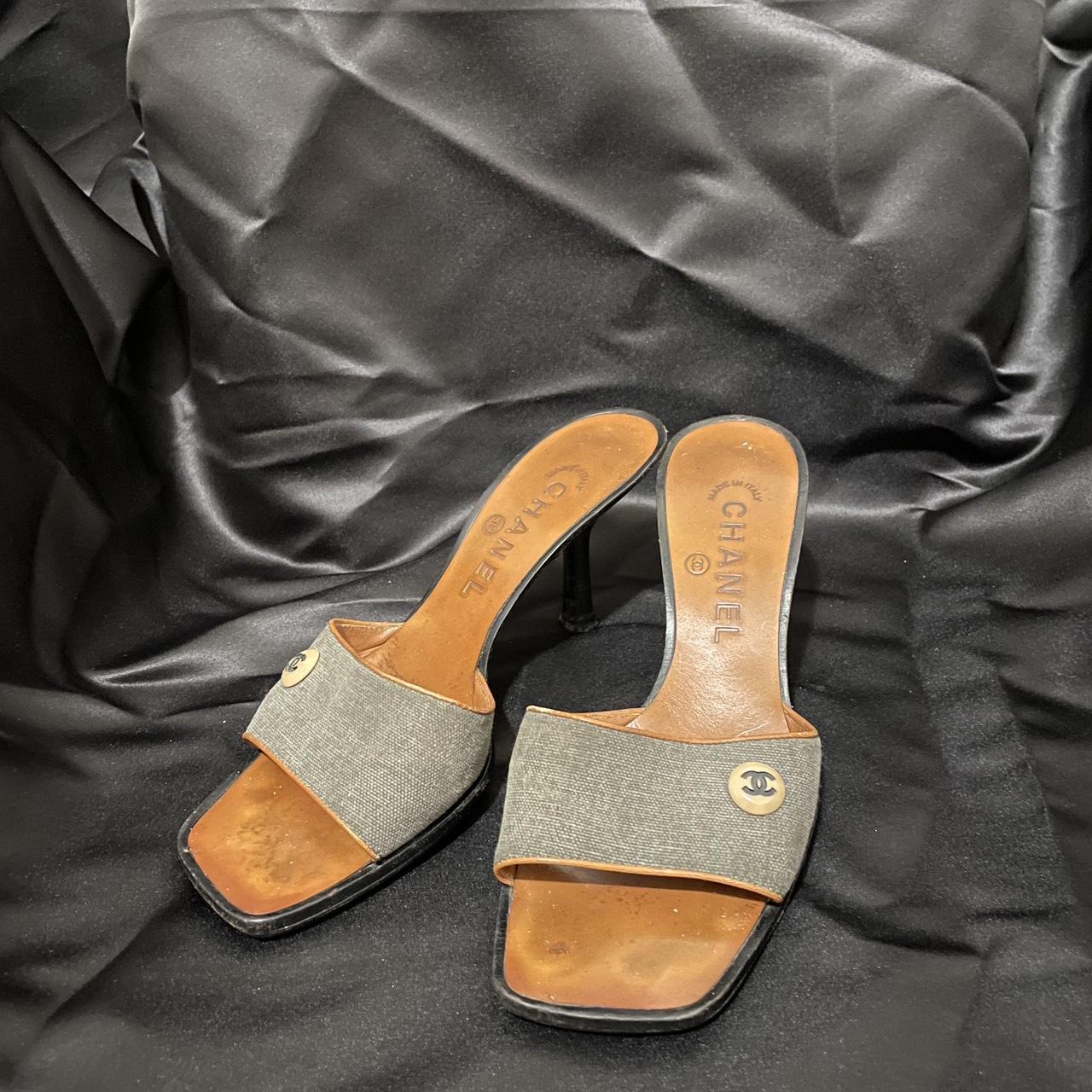 Chanel best sale tan slides