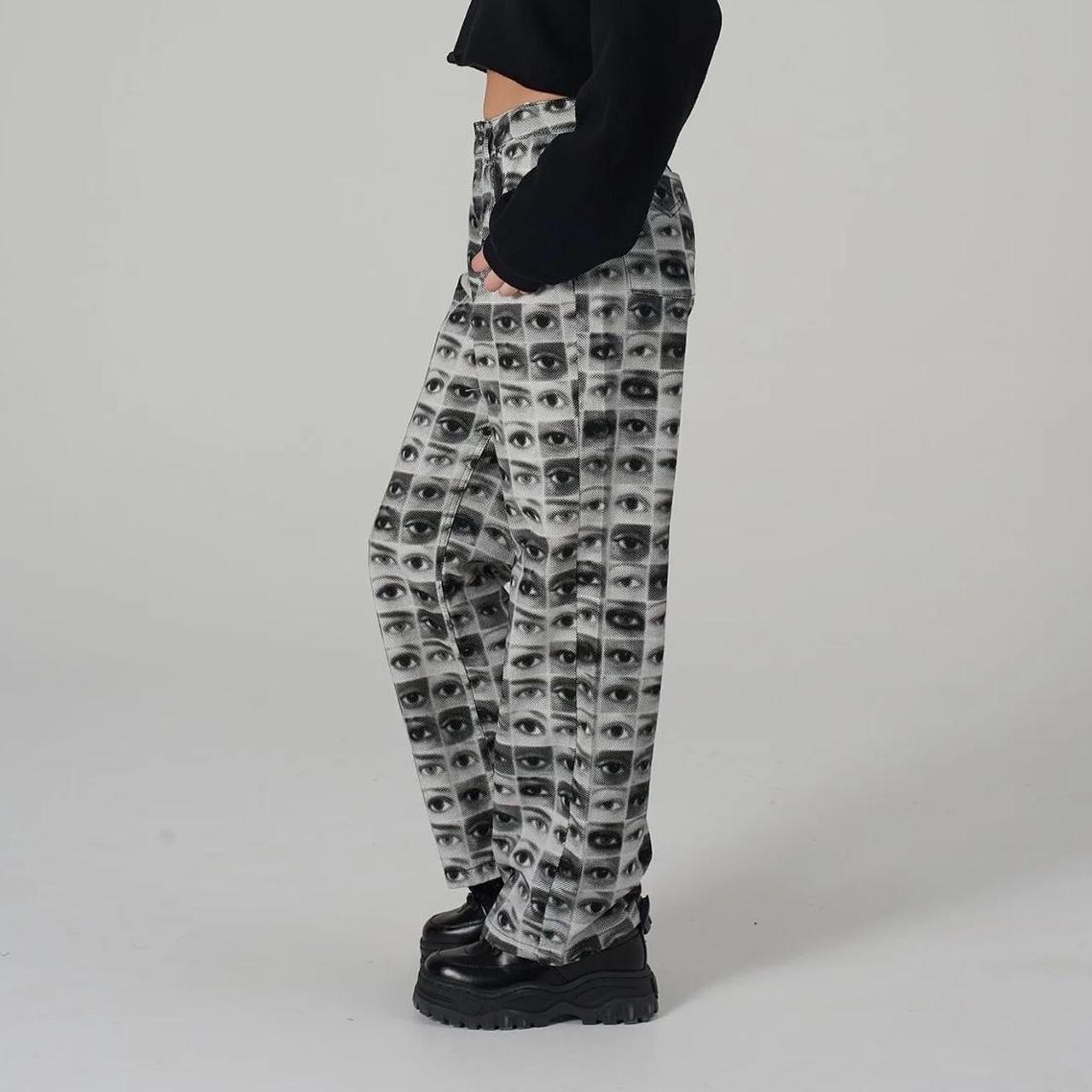 The Ragged Priest Knowledge Mono Eye Print Pants outlet in Black and White