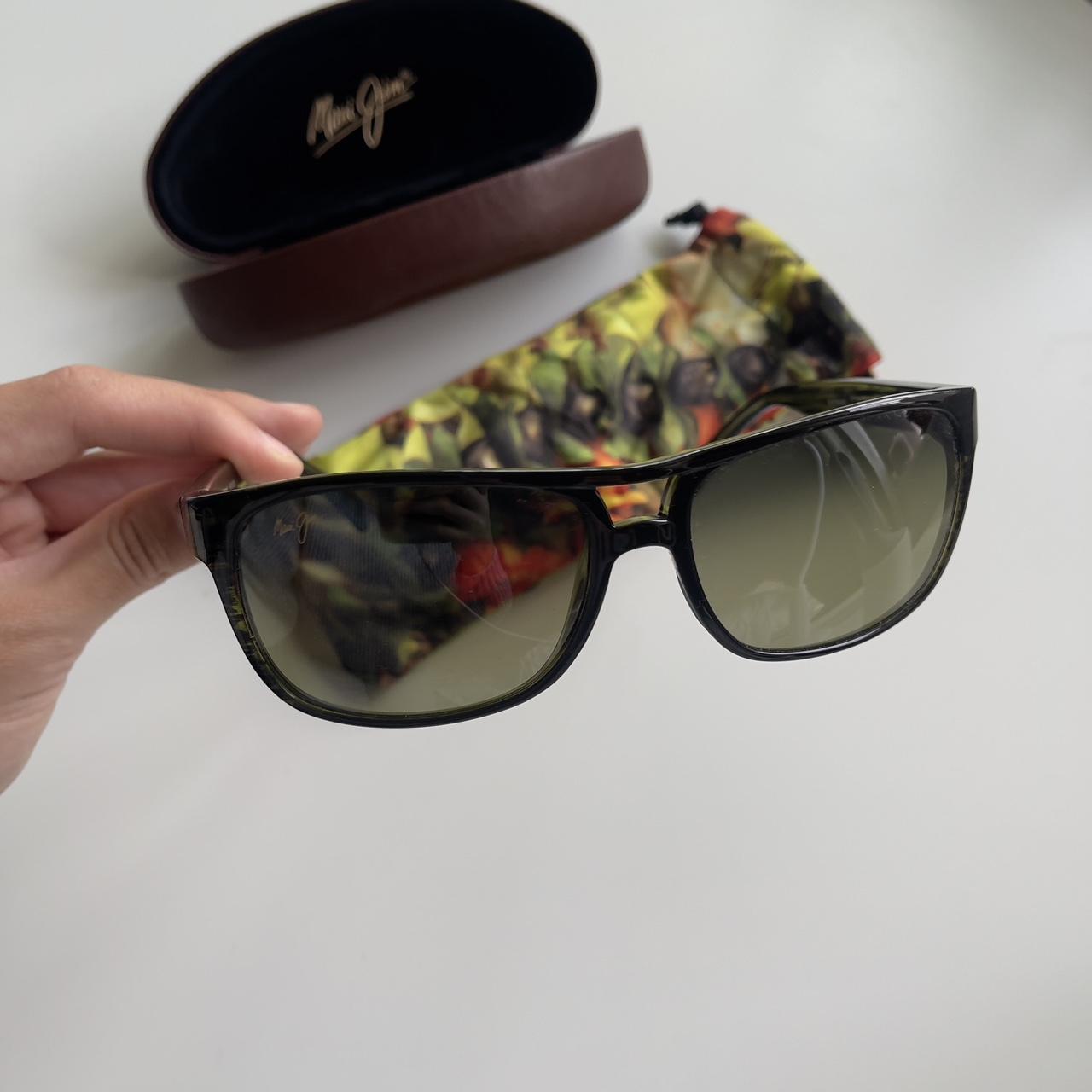 Maui Jim Women's Green and Black Sunglasses | Depop