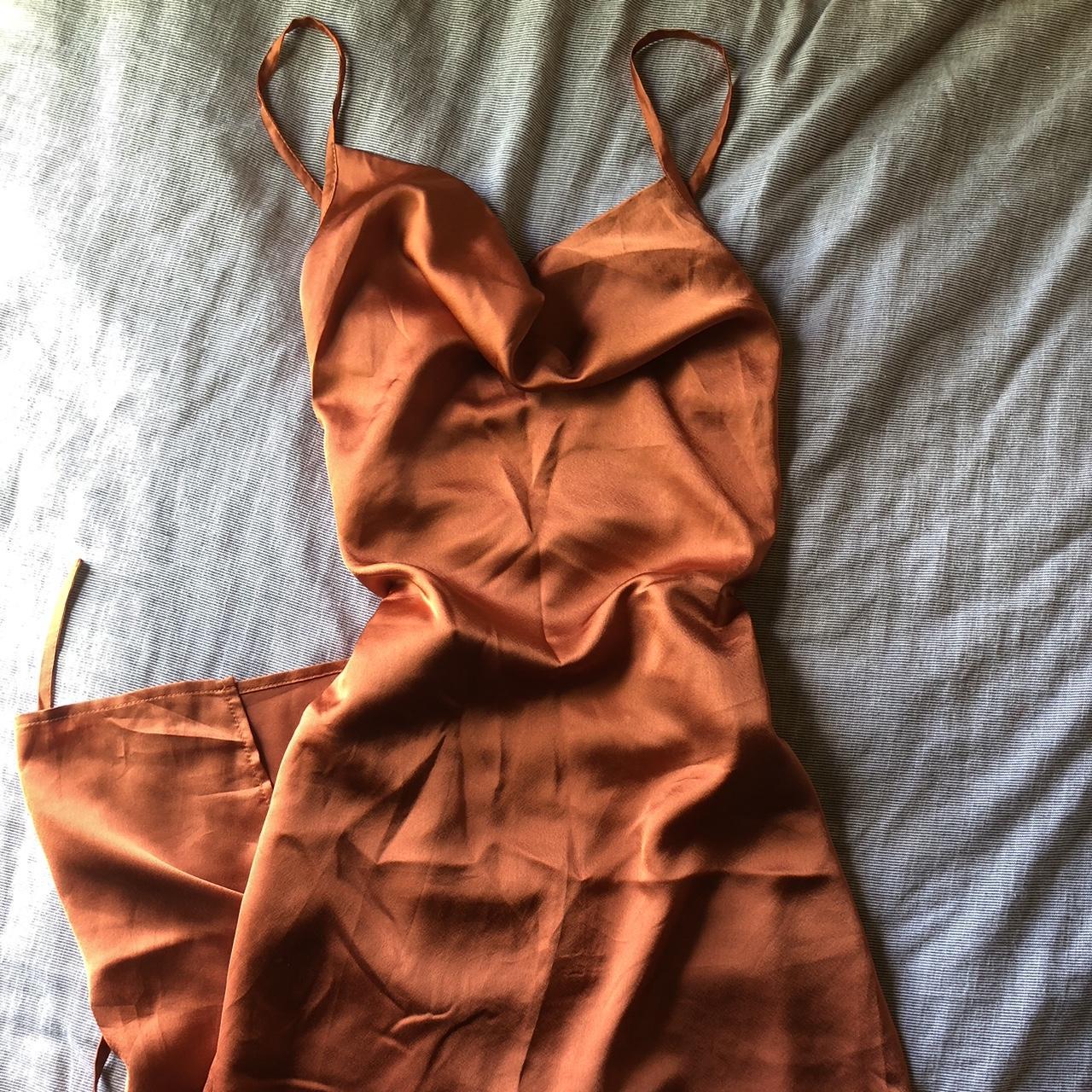 Pretty little thing rust marble print woven - Depop