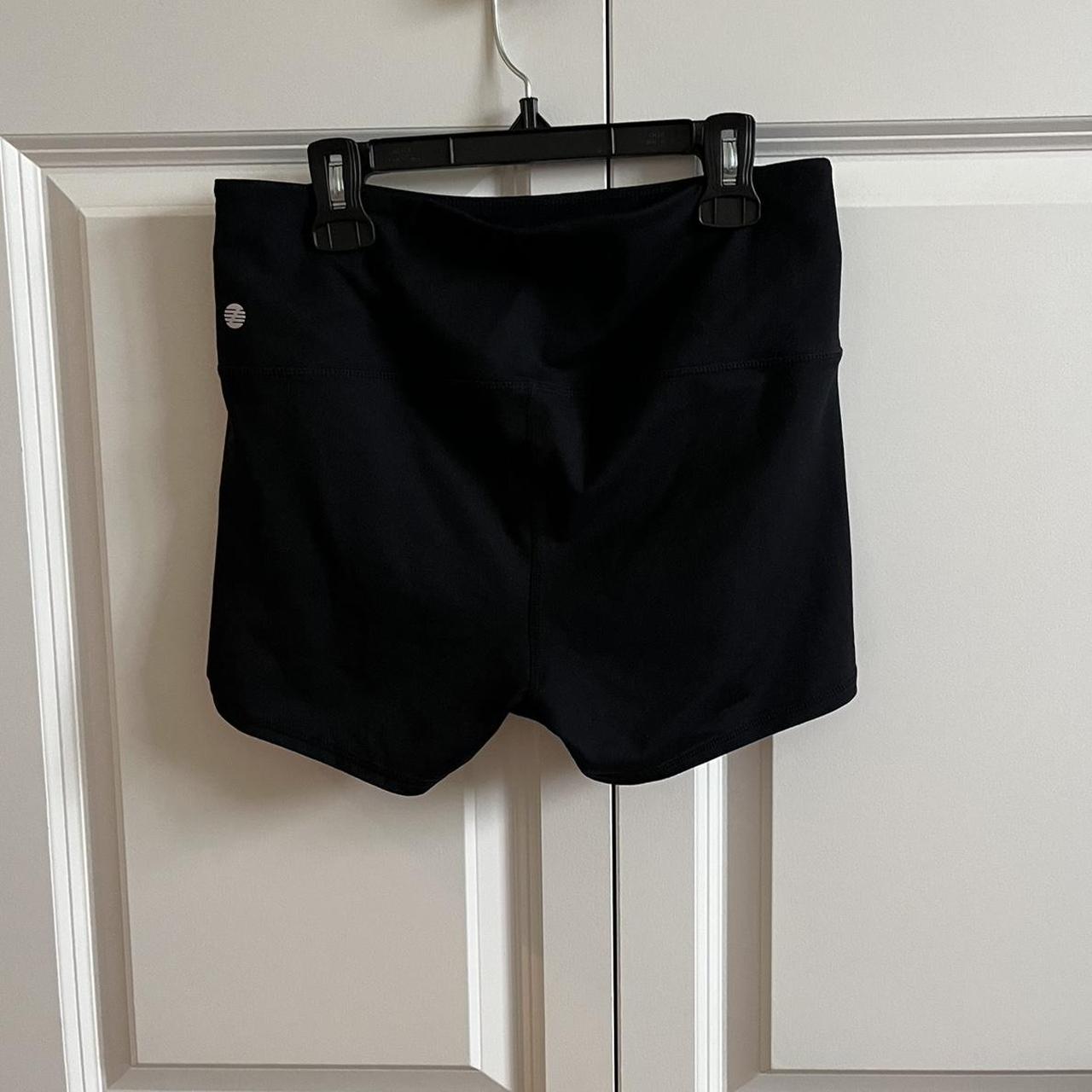 Zella Women's Shorts Depop