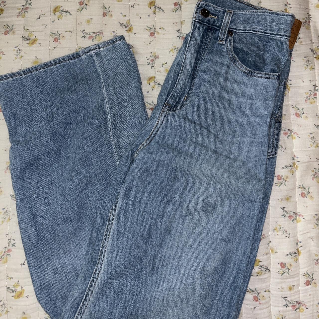 Levis wide leg jeans - Depop
