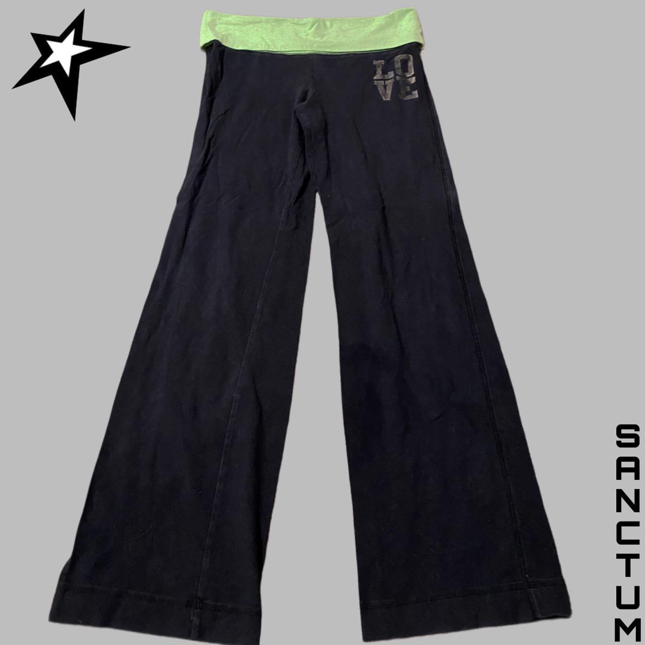 Y2K flare sweat pants Size large “New York love's - Depop