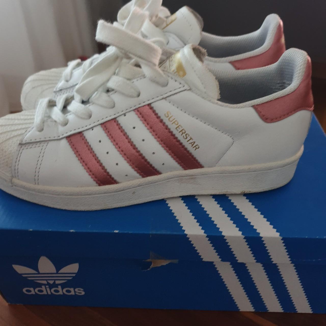 Adidas Superstar in pelle bianche e rosa usate