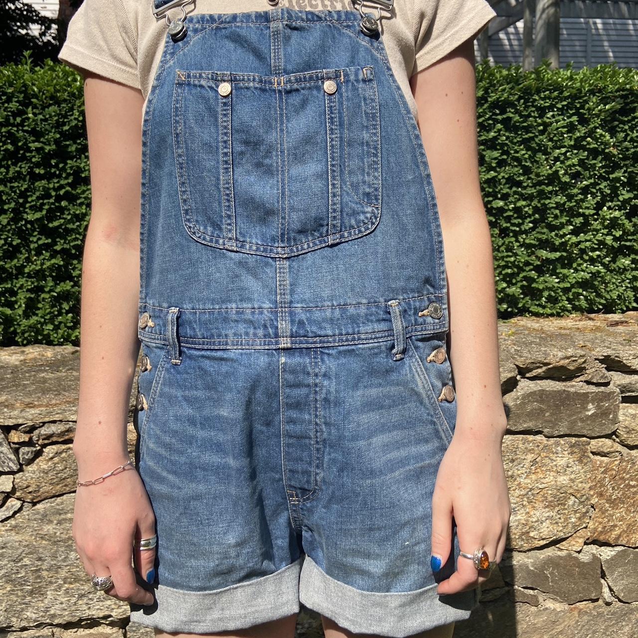 Gap Jean short overalls ⭐️used but in great... Depop