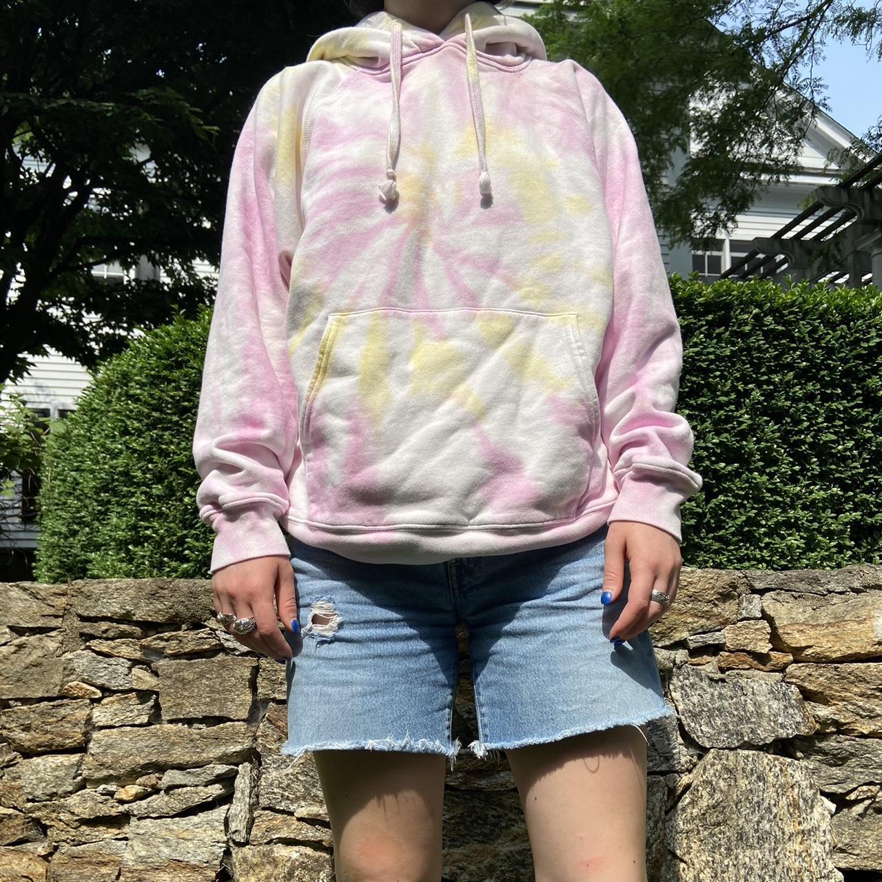 Reformation pink yellow and white sweatshirt used. Depop