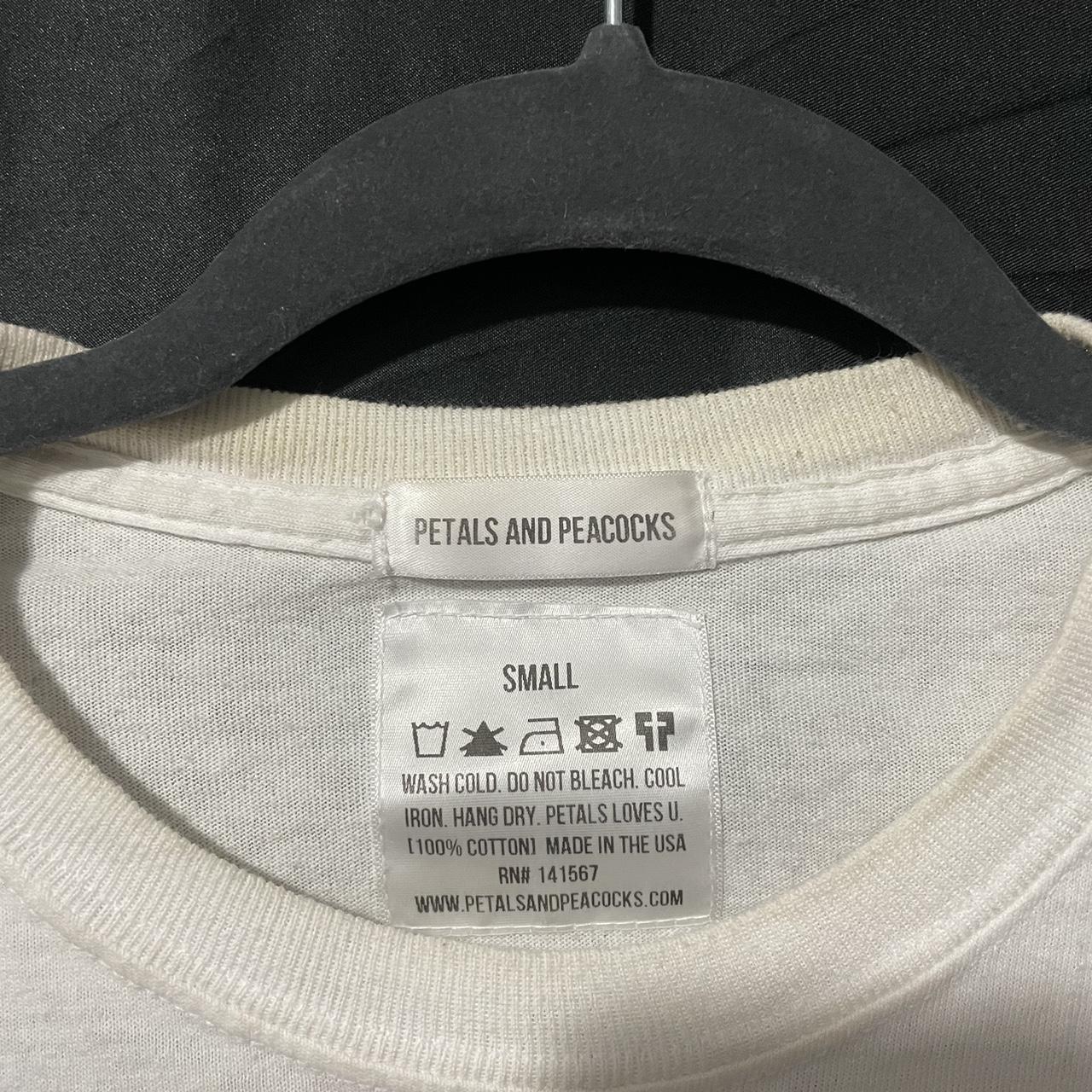 Zumiez Women's T-shirt (3)