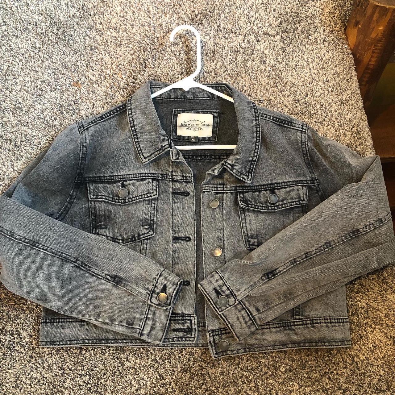 Cropped black denim Desert jacket! Super cute and... - Depop