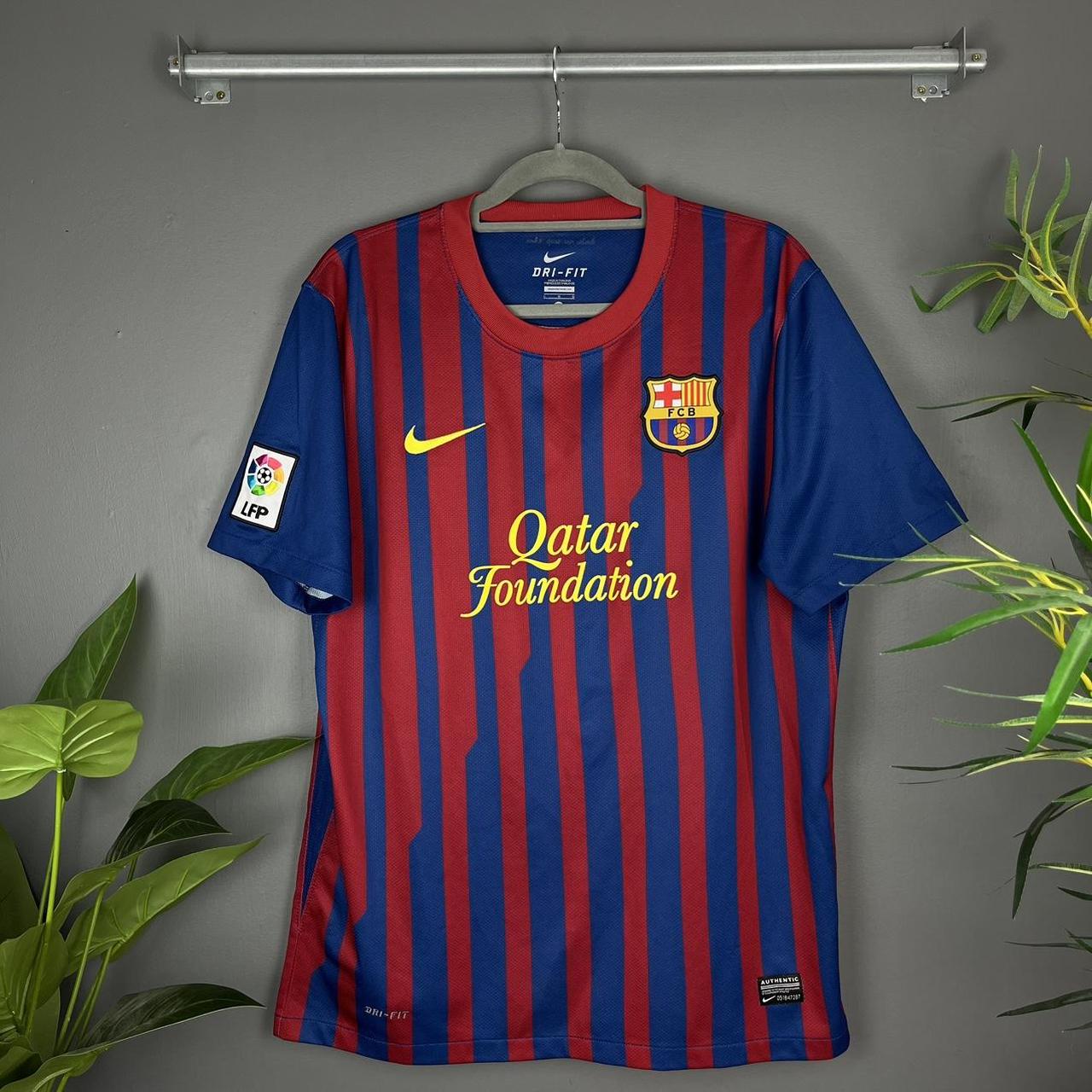 Barcelona Lionel Messi soccer jersey Qatar - Depop