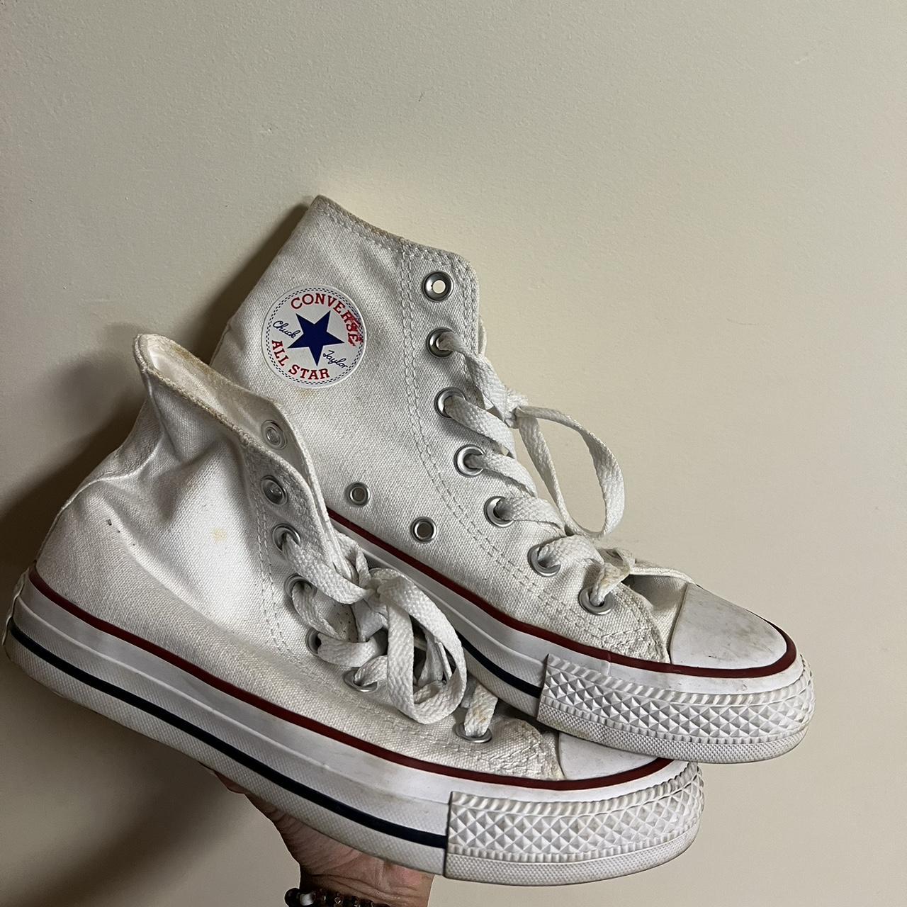 Converse Women's White and Grey Trainers | Depop