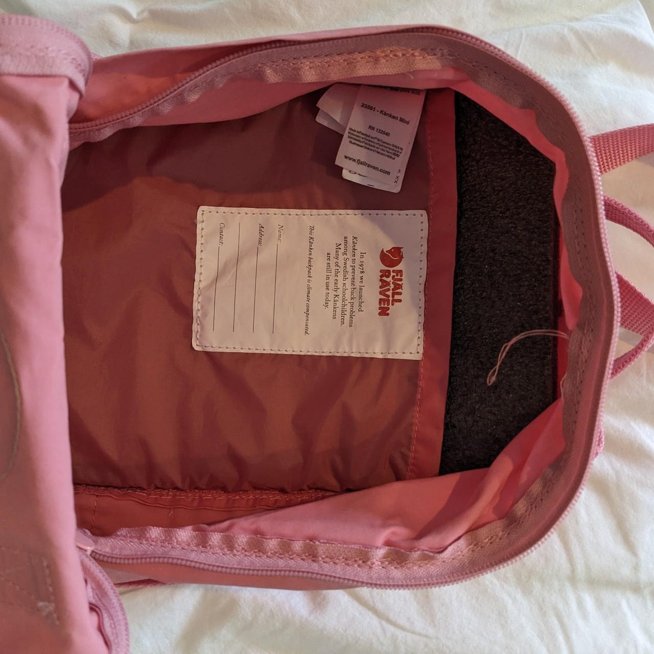 Fjällräven Women's Pink Bag (3)
