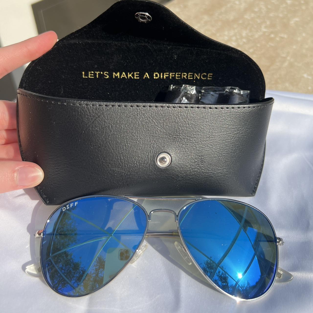 DIFF Women's Blue Sunglasses Depop