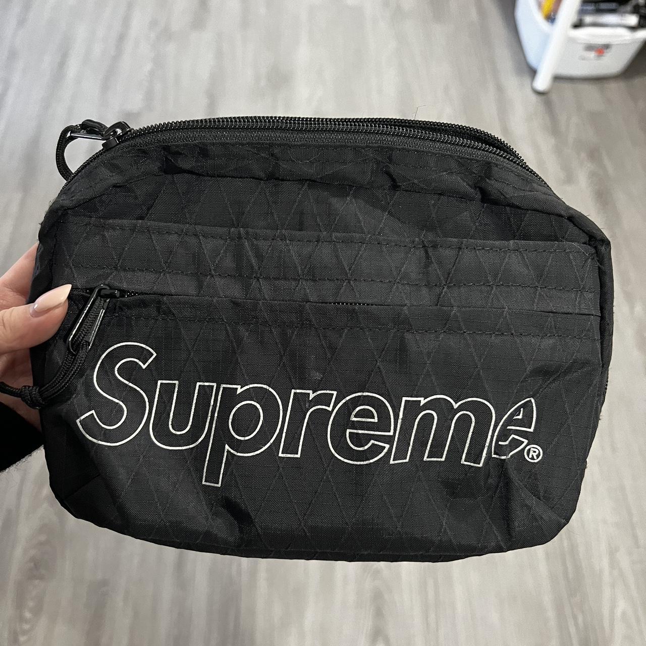 Supreme fw18 shoulder bag clearance black