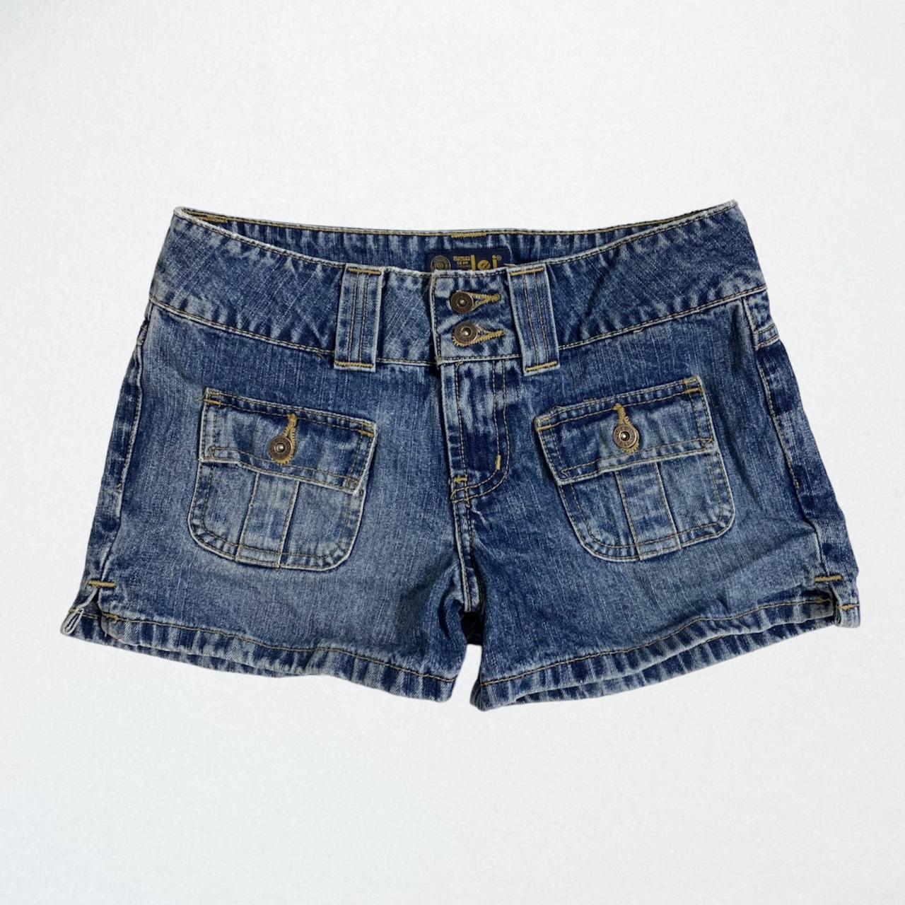 L.e.i. Women's Shorts | Depop