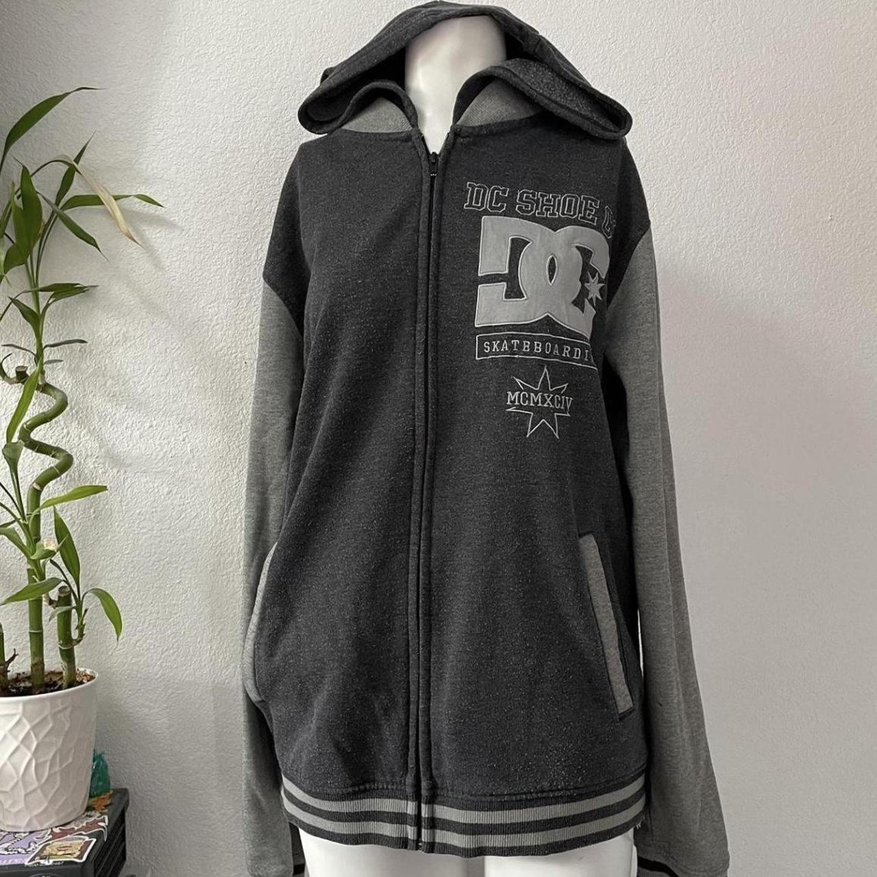 Vintage Y2K Goth Grunge DC Skate Thermal Layered Tee | Depop