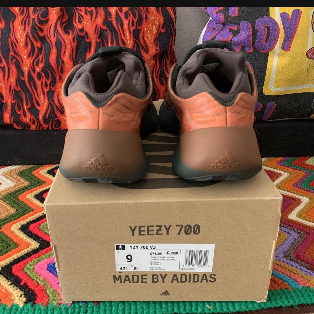 yeezy 700 copper