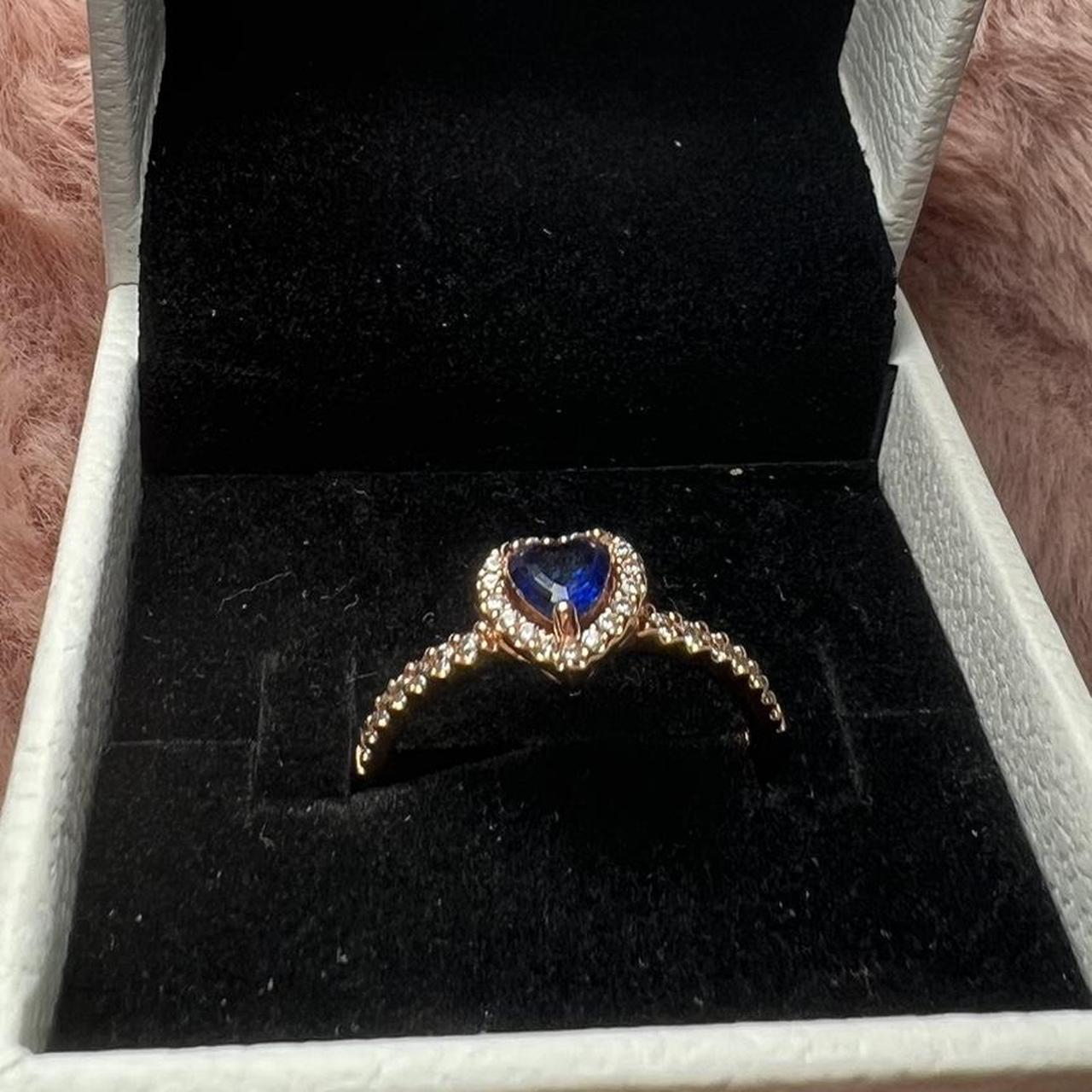 Pandora Sparkling Blue Elevated Heart Ring