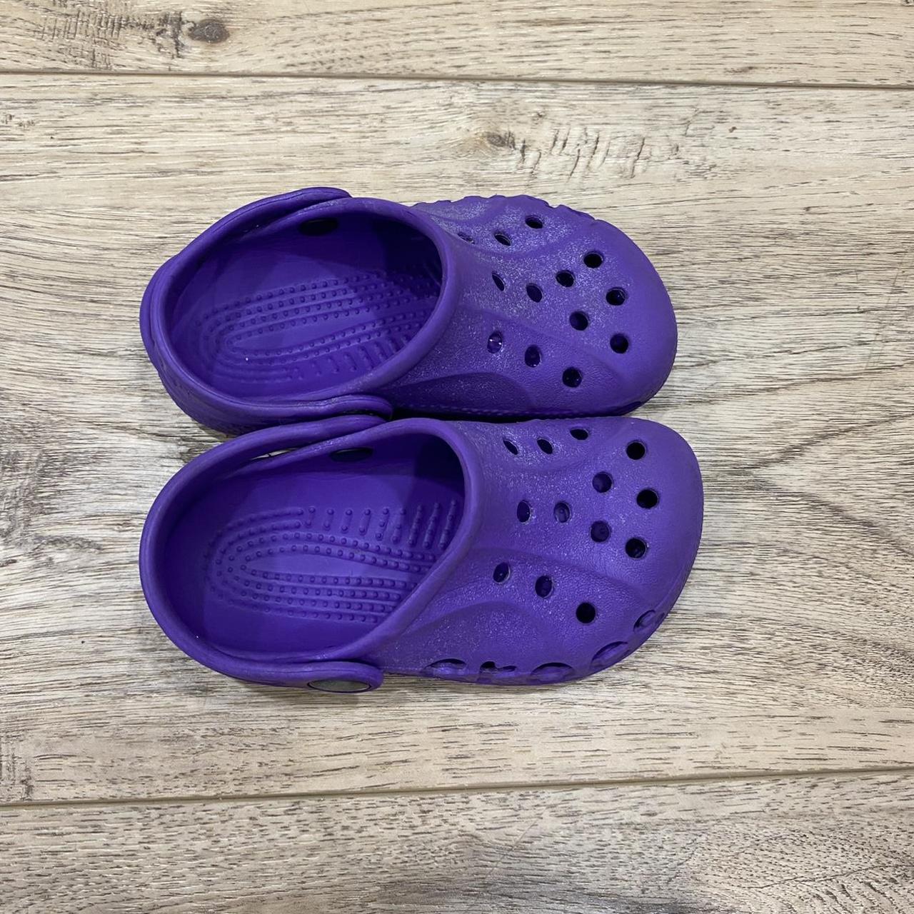 Dark purple hot sale crocs