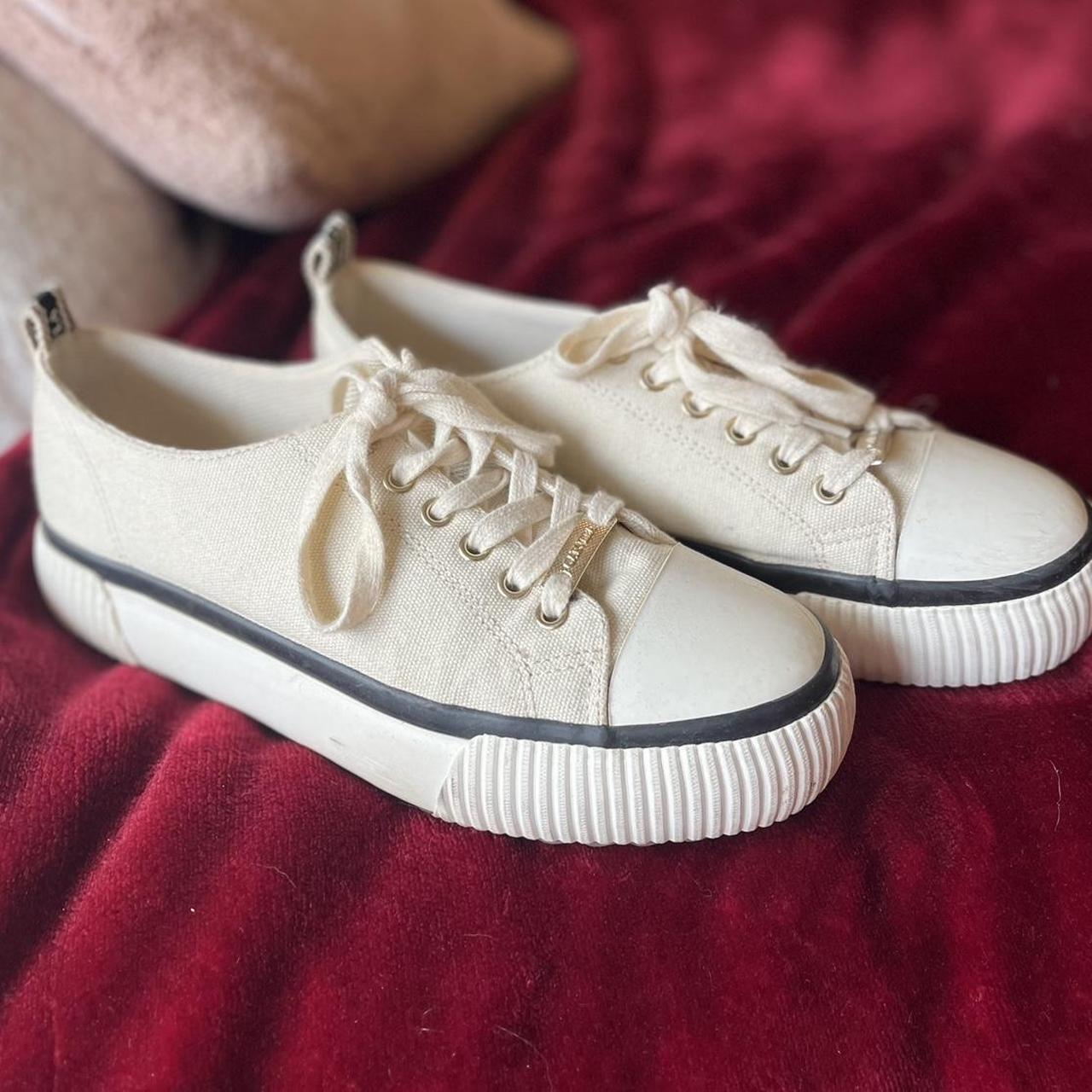 carvela nude shoes