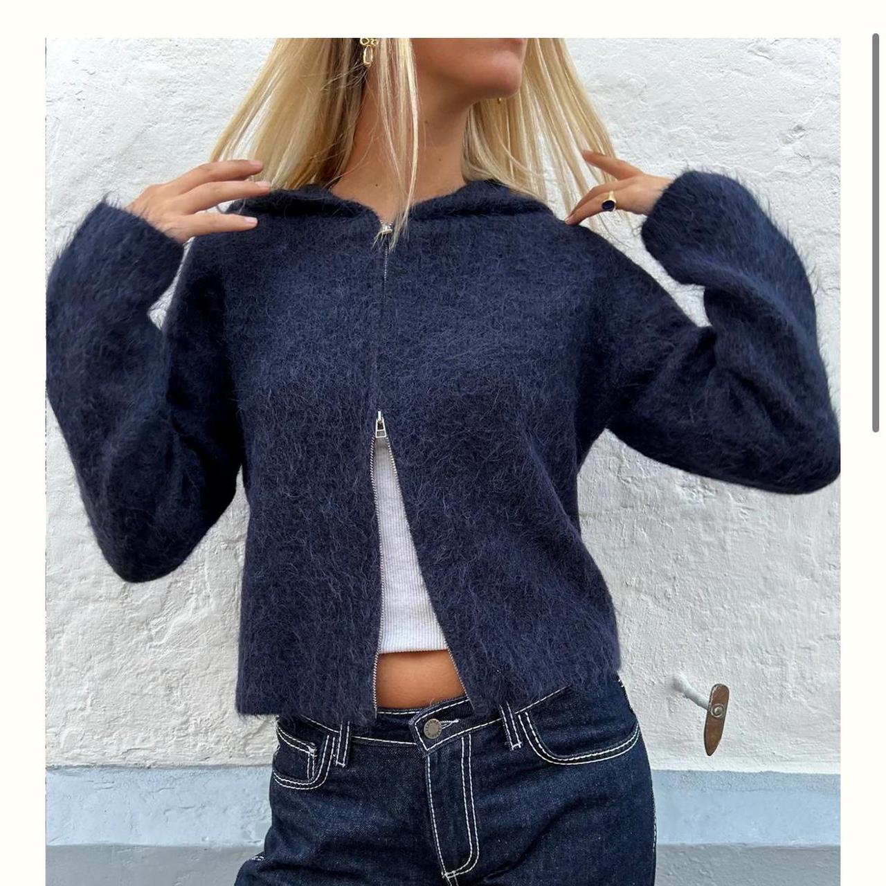 item listed by lily7oneill