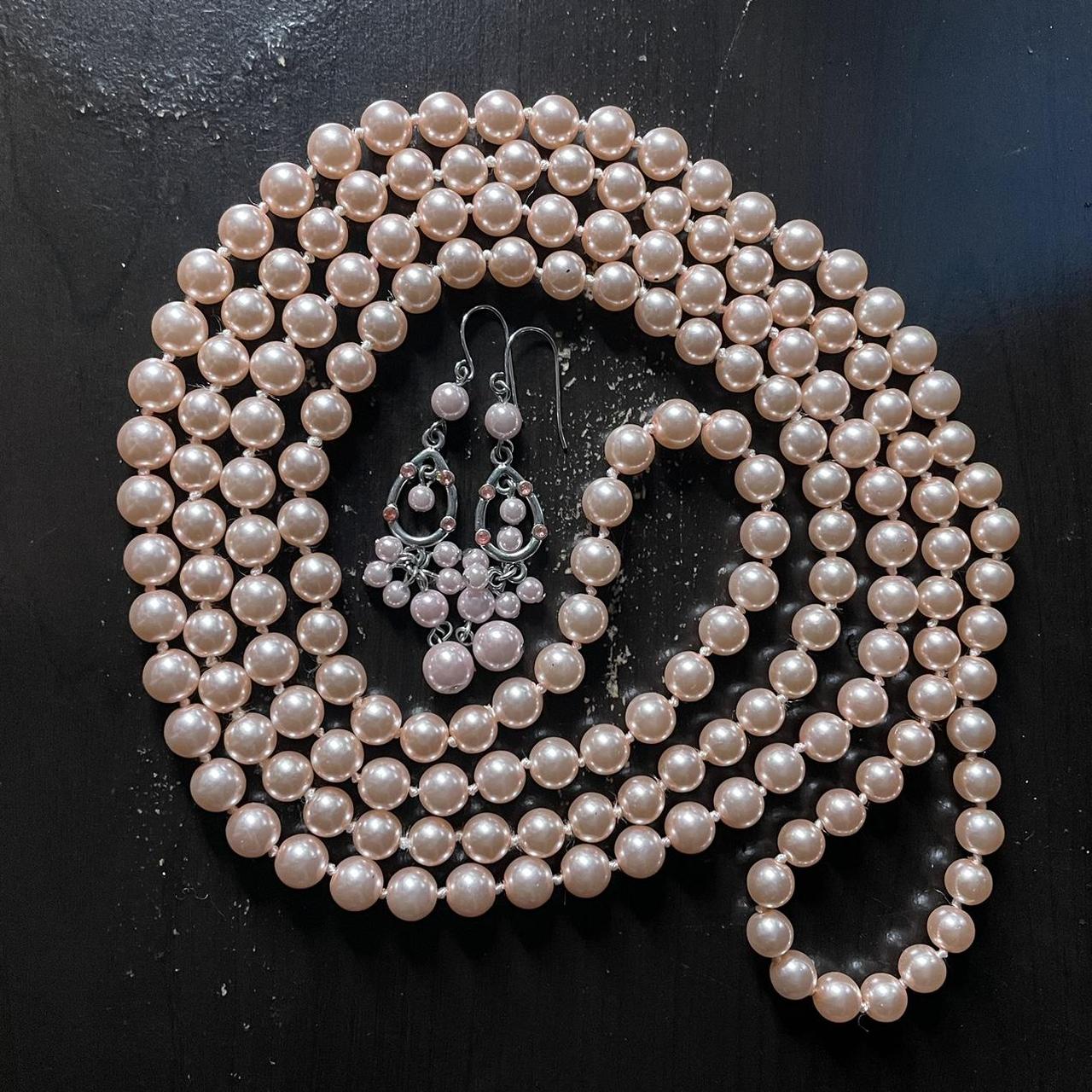 Pink String of Pearls 🌸, vintage 70s pale pink