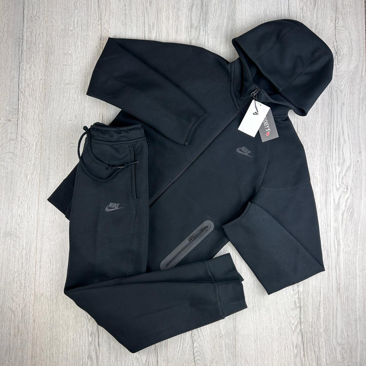mens nike tech fleece suit