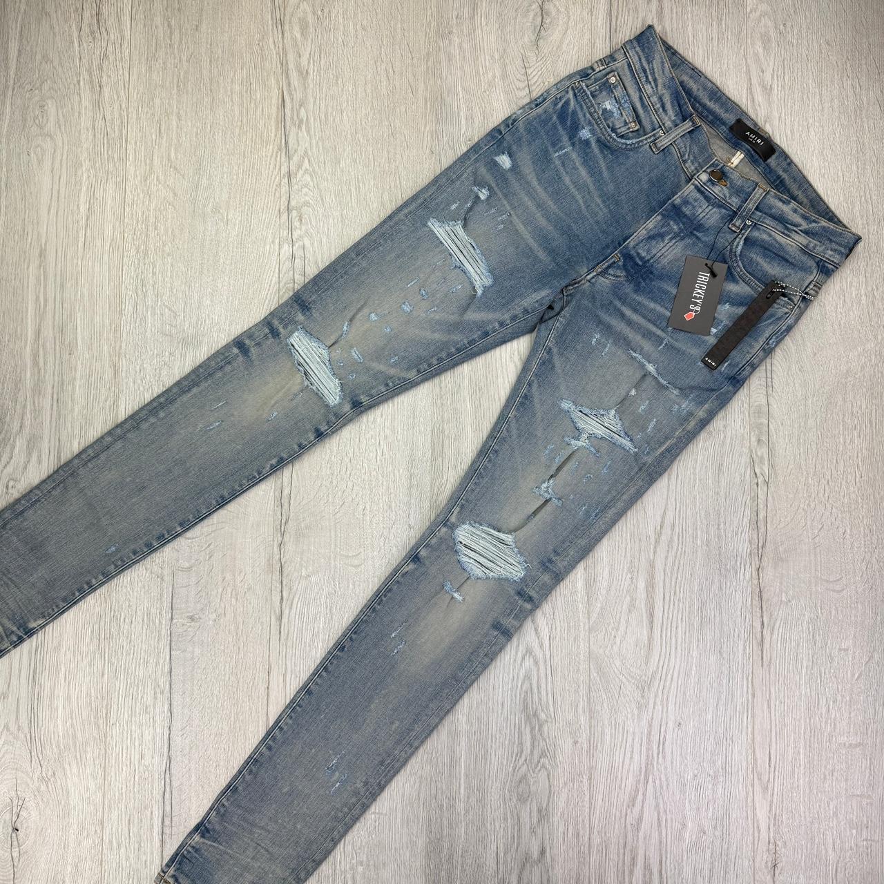 item listed by theclobastore