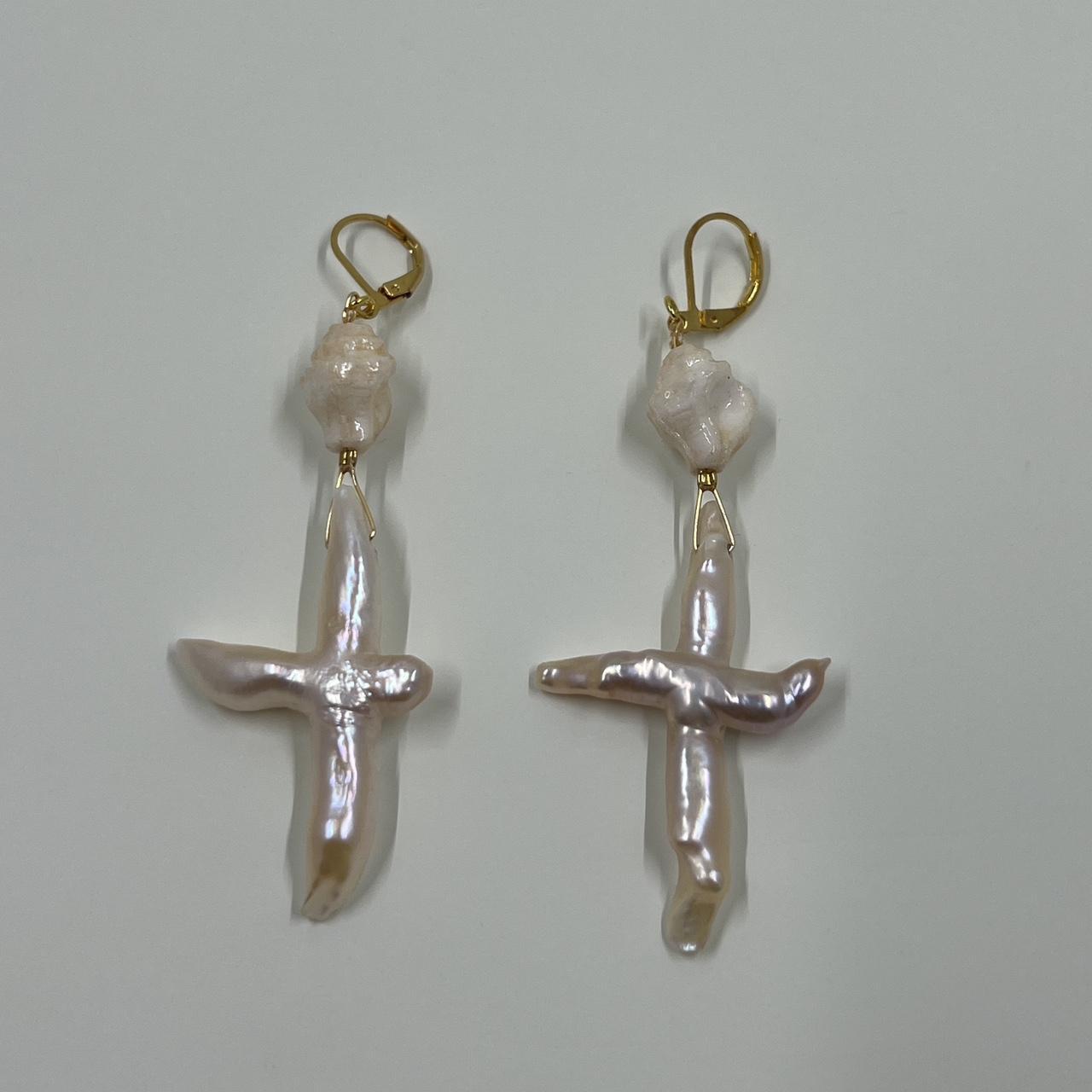 item listed by pinkstarlightt
