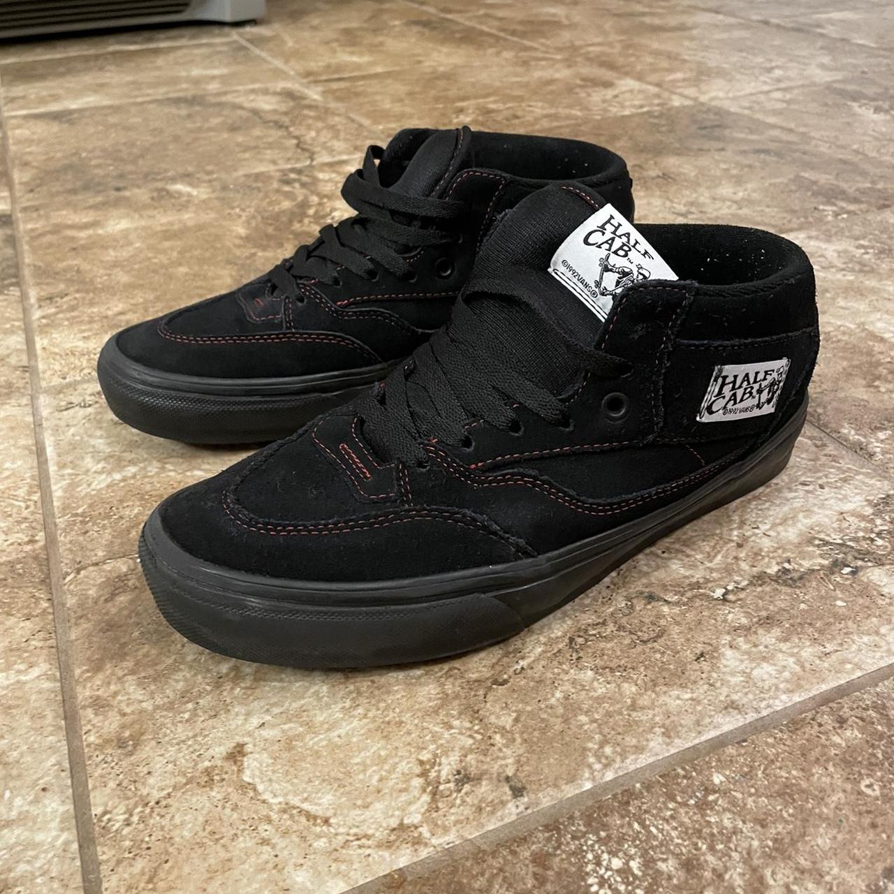 Vans Men's Black and Red Trainers | Depop