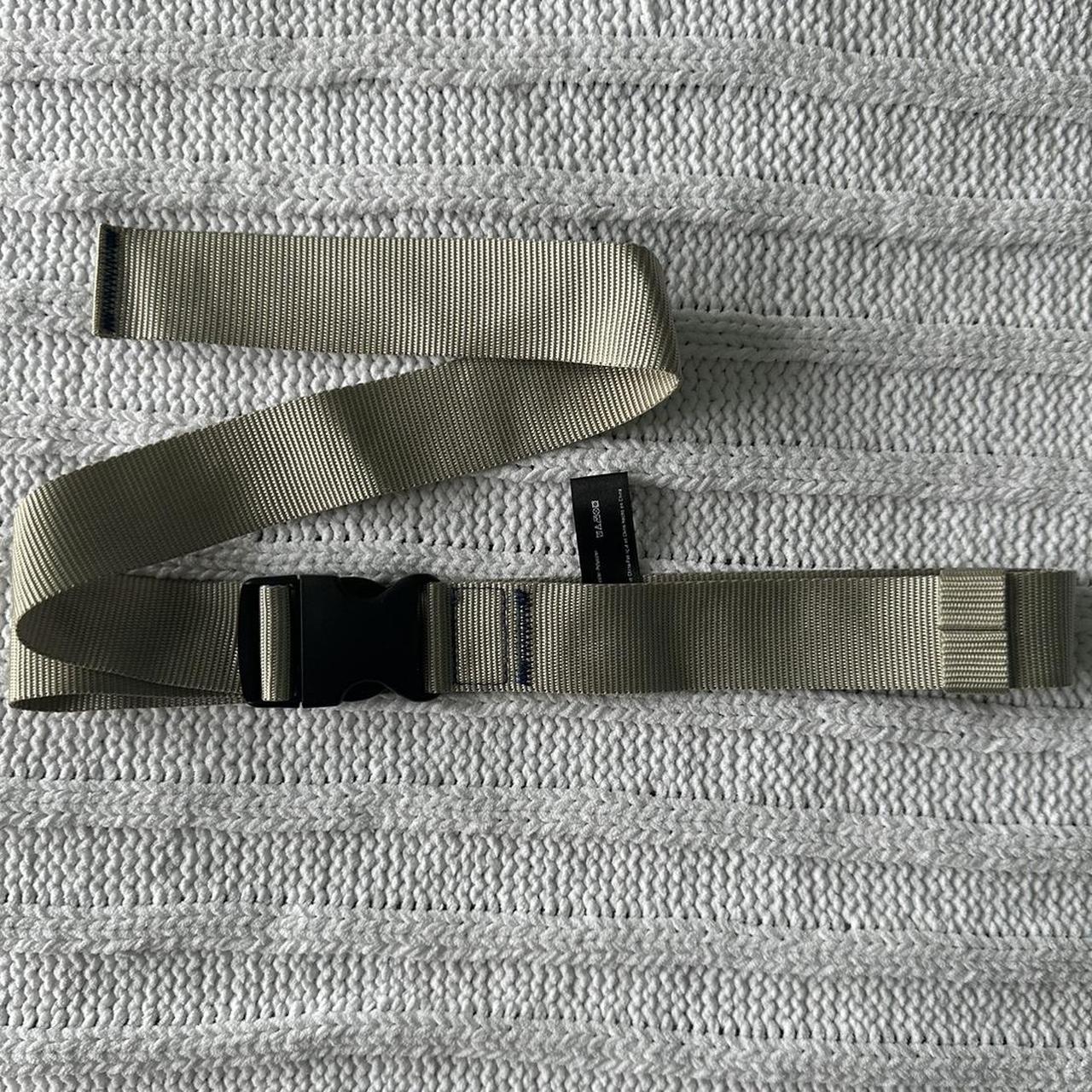 urban outfitters adjustable tan and black buckle belt
