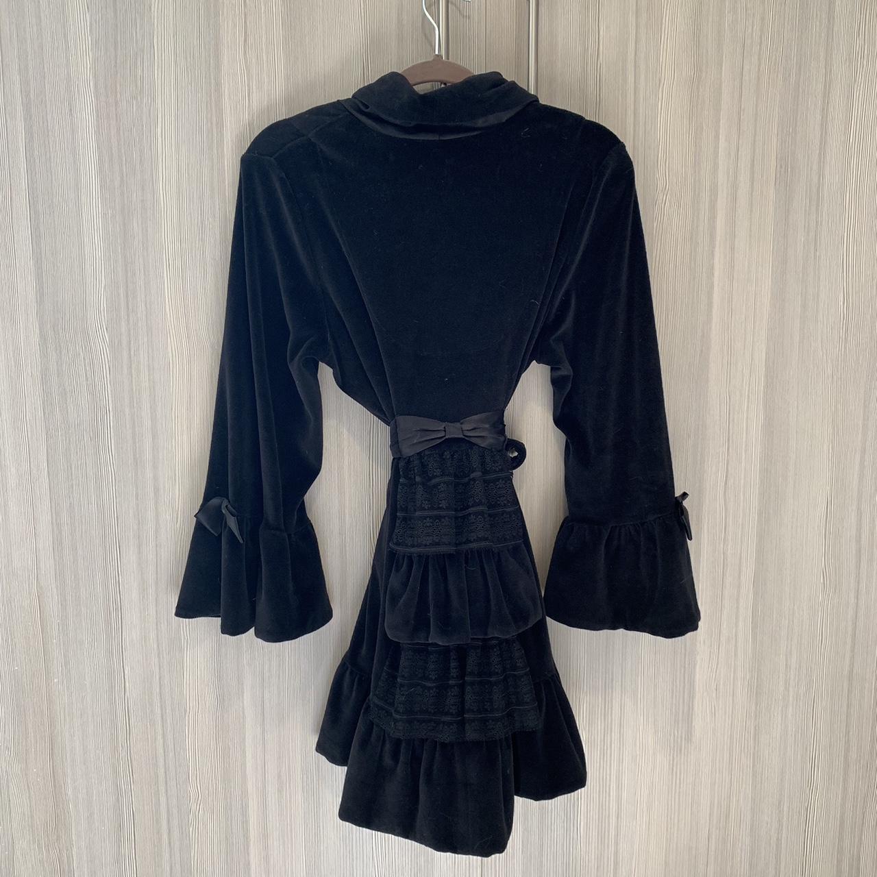 Betsey Johnson Women's Black Robe | Depop