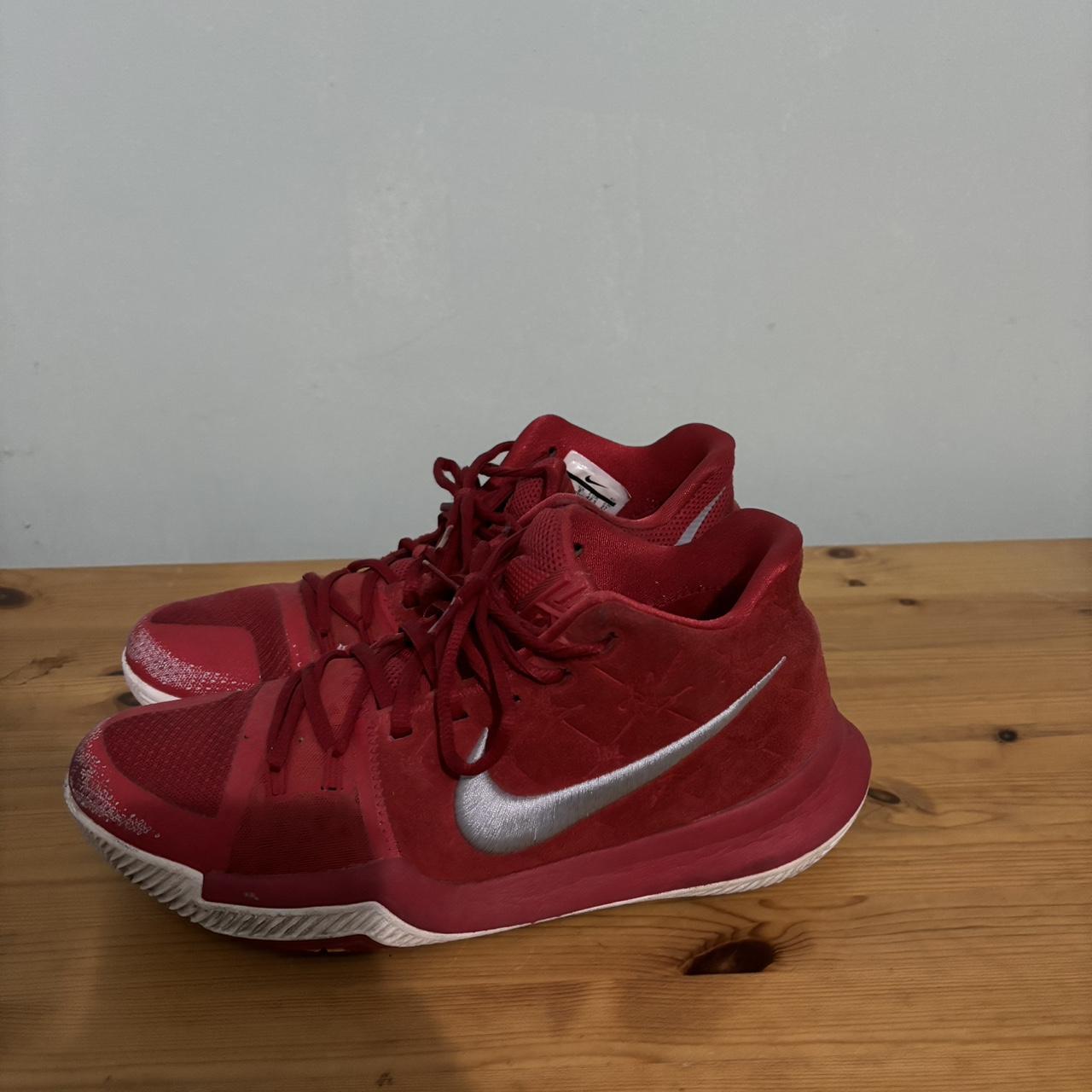 Kyrie 3 womens red fashion