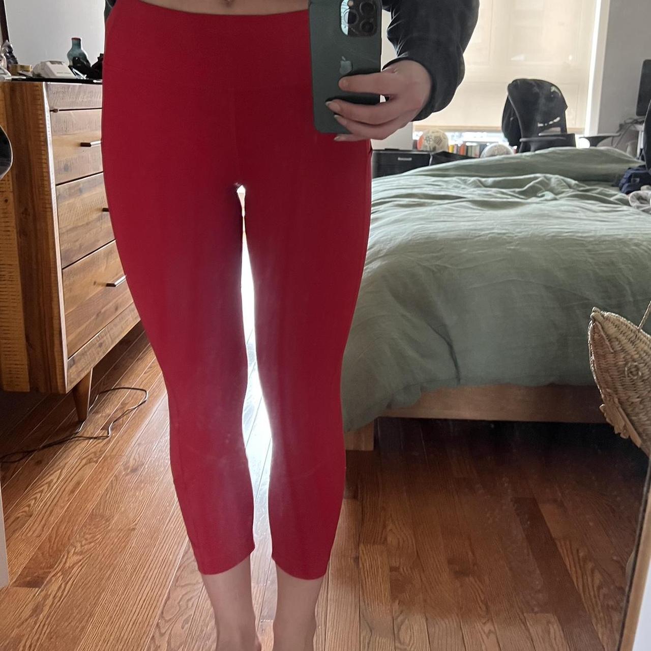 Lululemon Fast and Free High-Rise Crop 23 with side