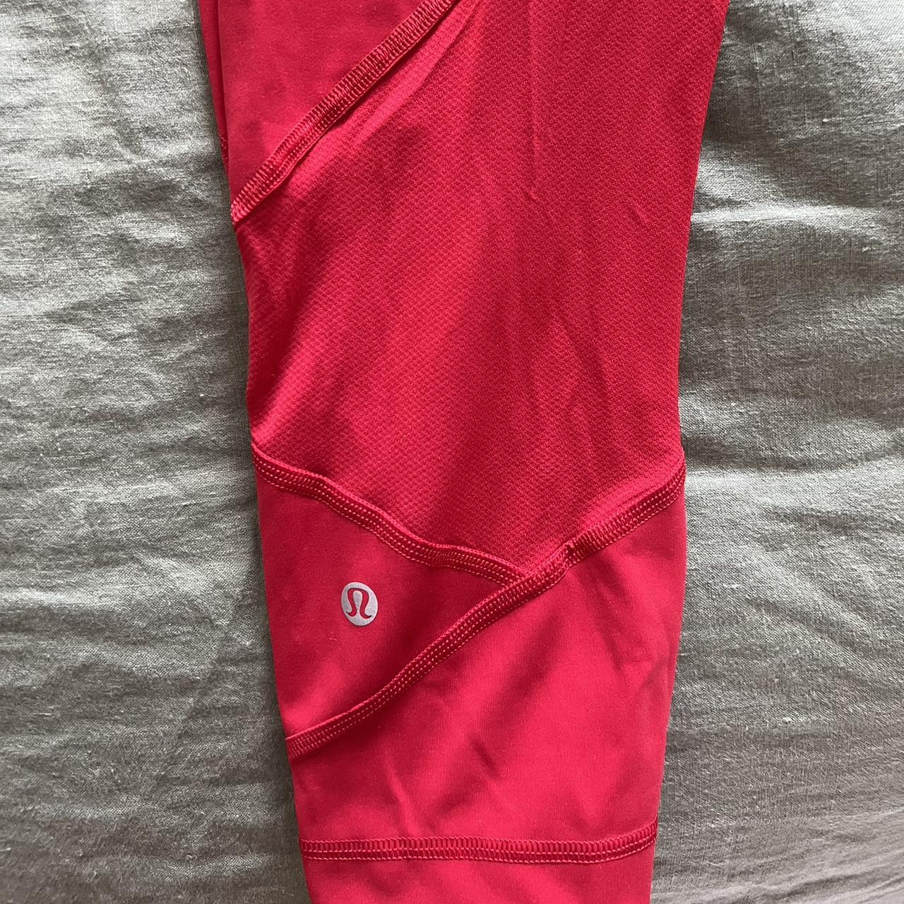 Lululemon Fast and Free High-Rise Crop 23 with side